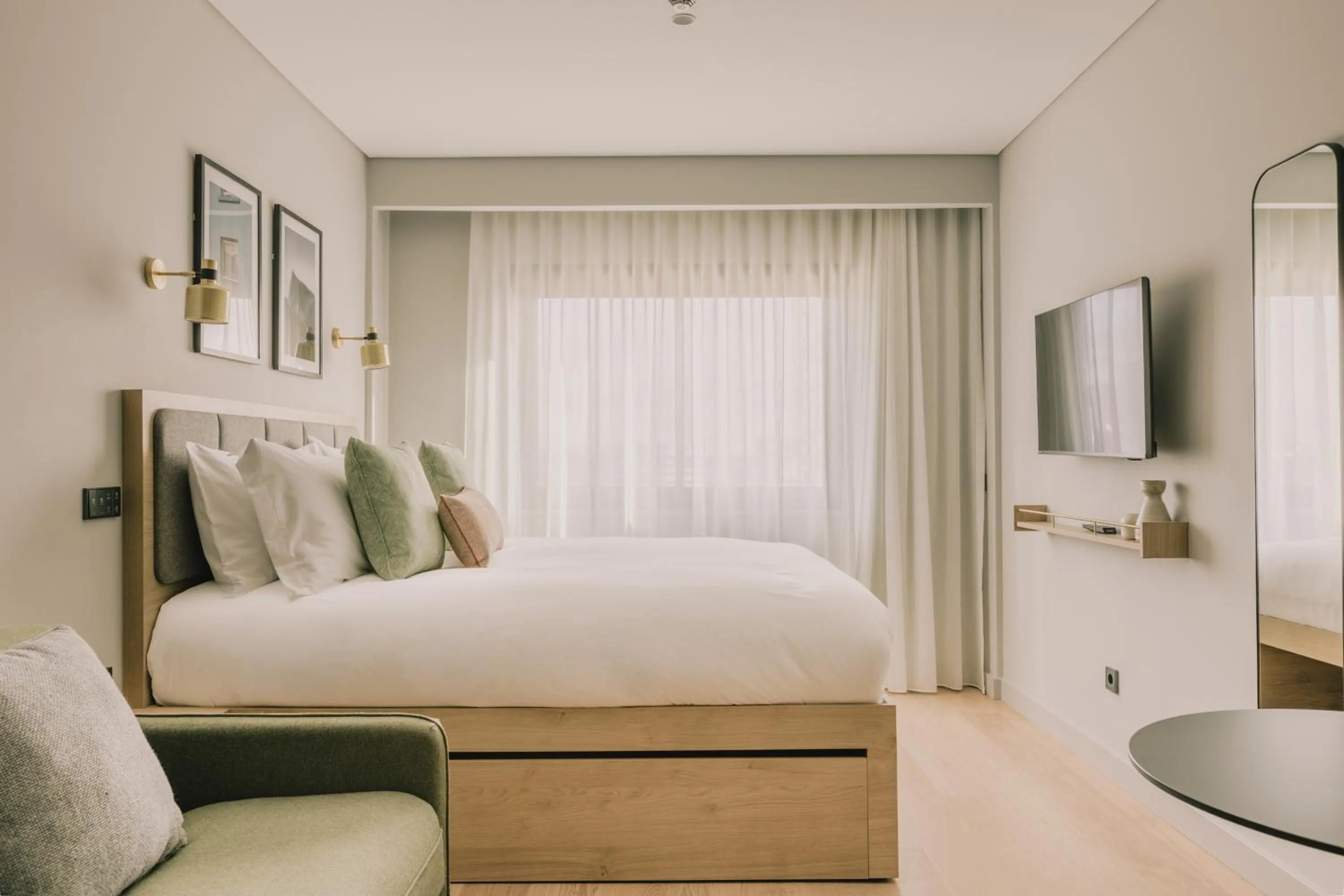 Bed in Wilde Aparthotels Lisbon Liberdade