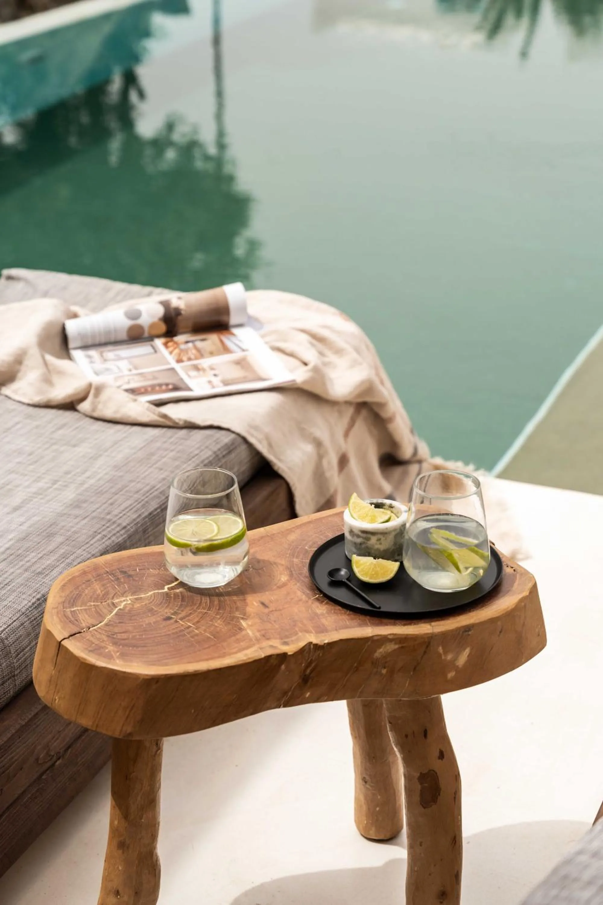 Swimming pool in Tagoo Studios Mykonos