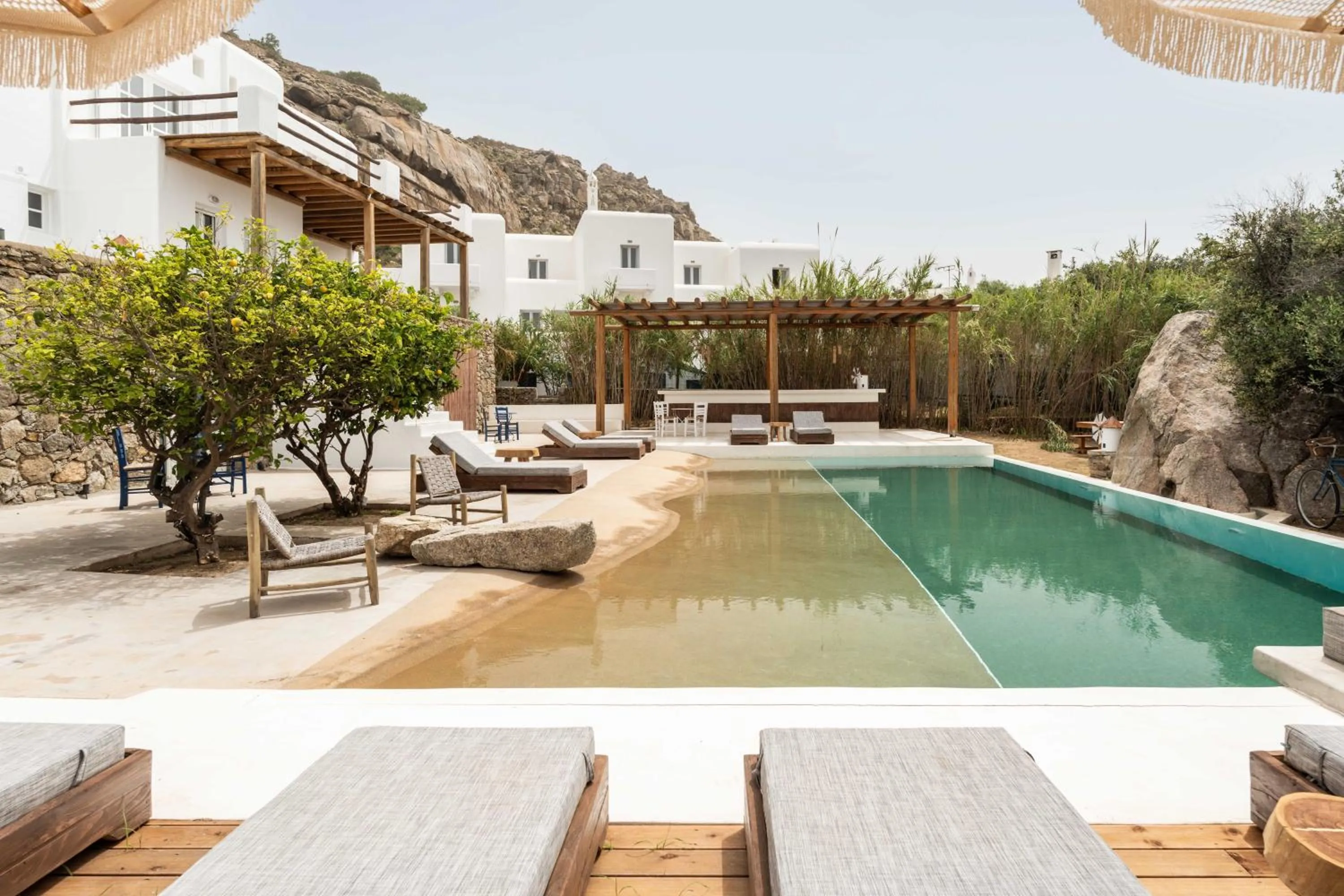 Swimming pool in Tagoo Studios Mykonos