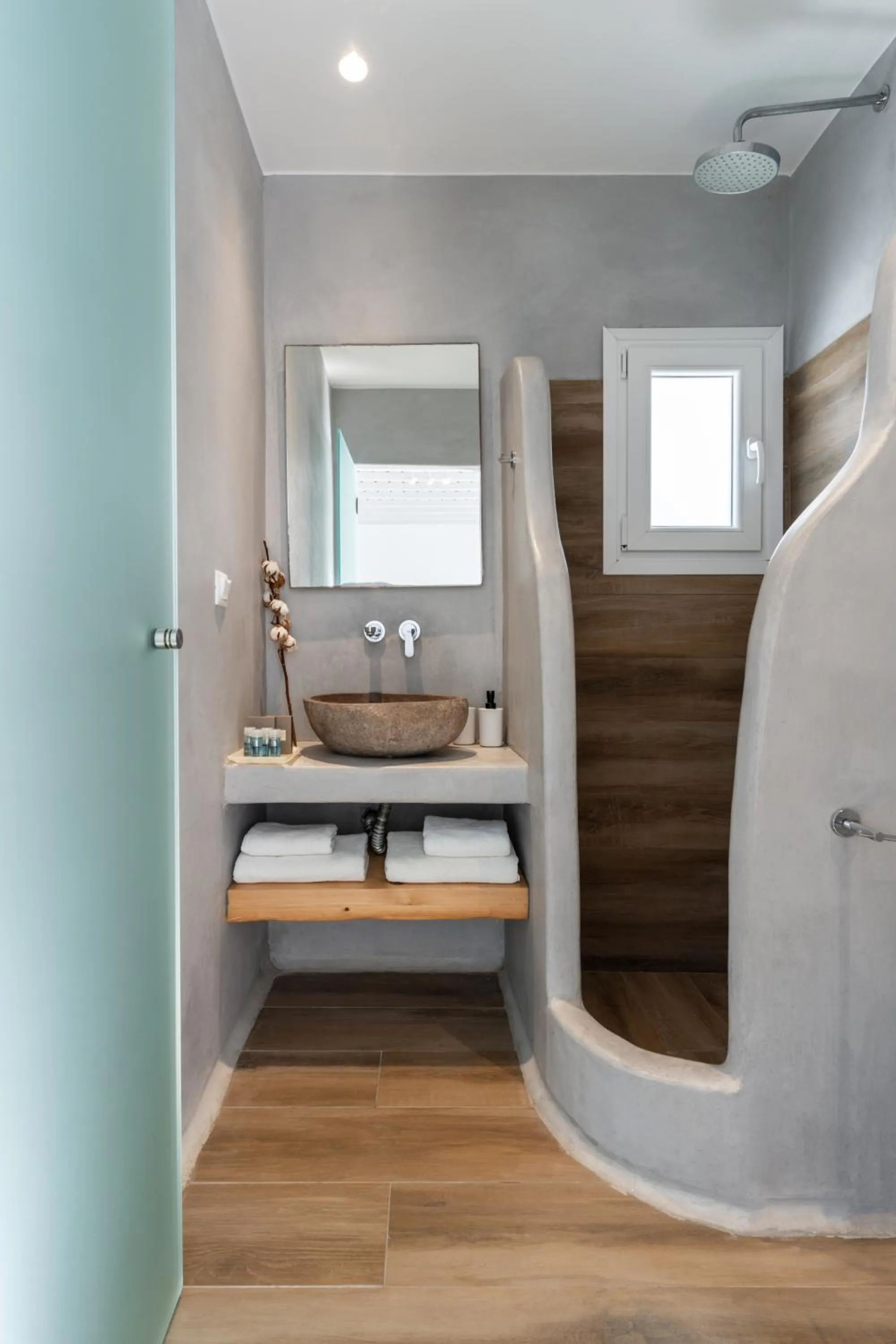 Bathroom in Tagoo Studios Mykonos