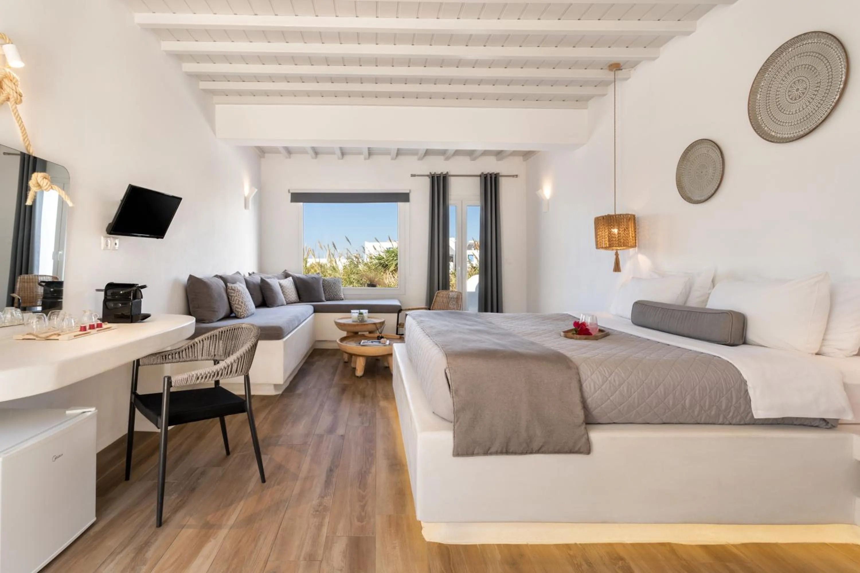 Bedroom in Tagoo Studios Mykonos