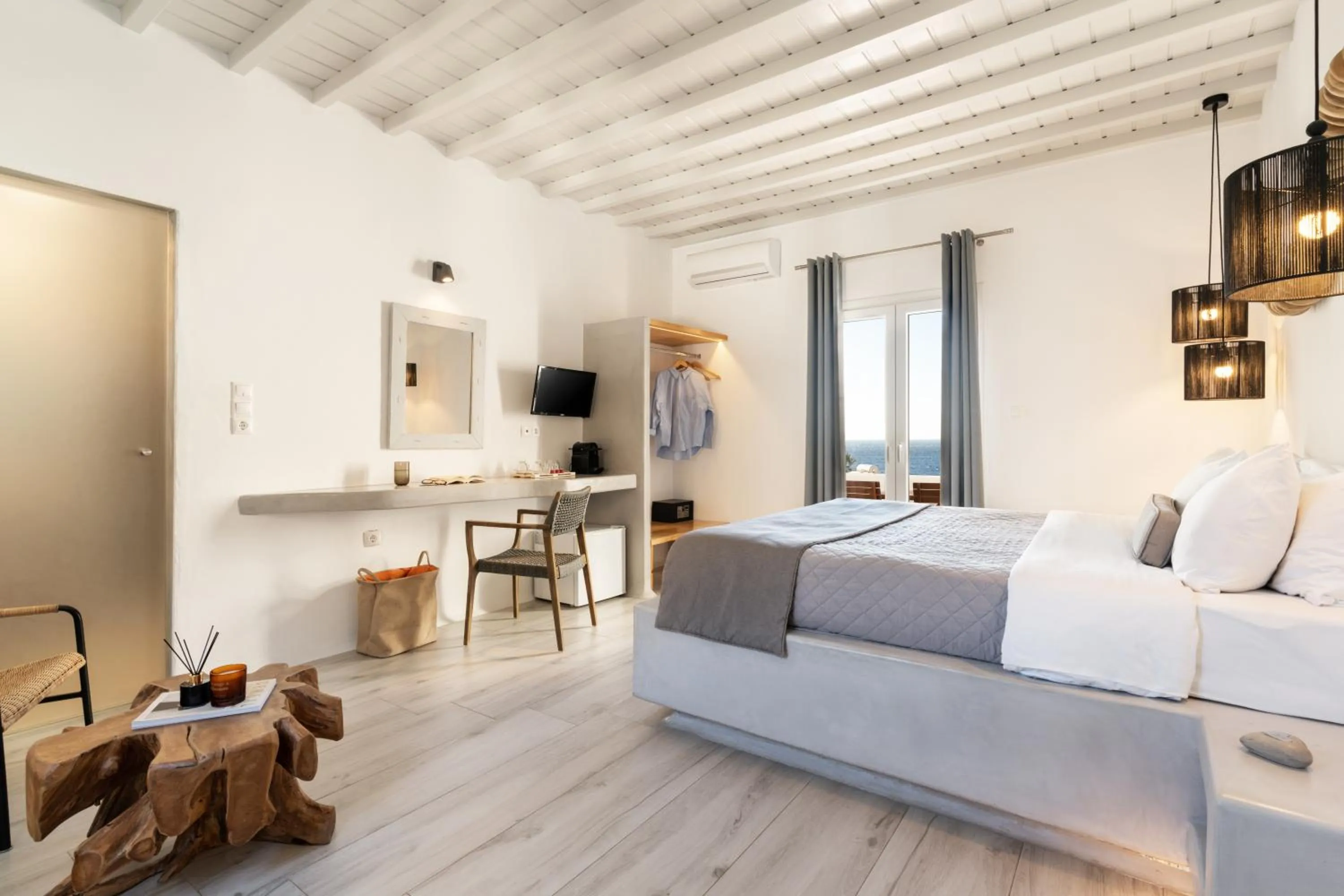 Bedroom in Tagoo Studios Mykonos