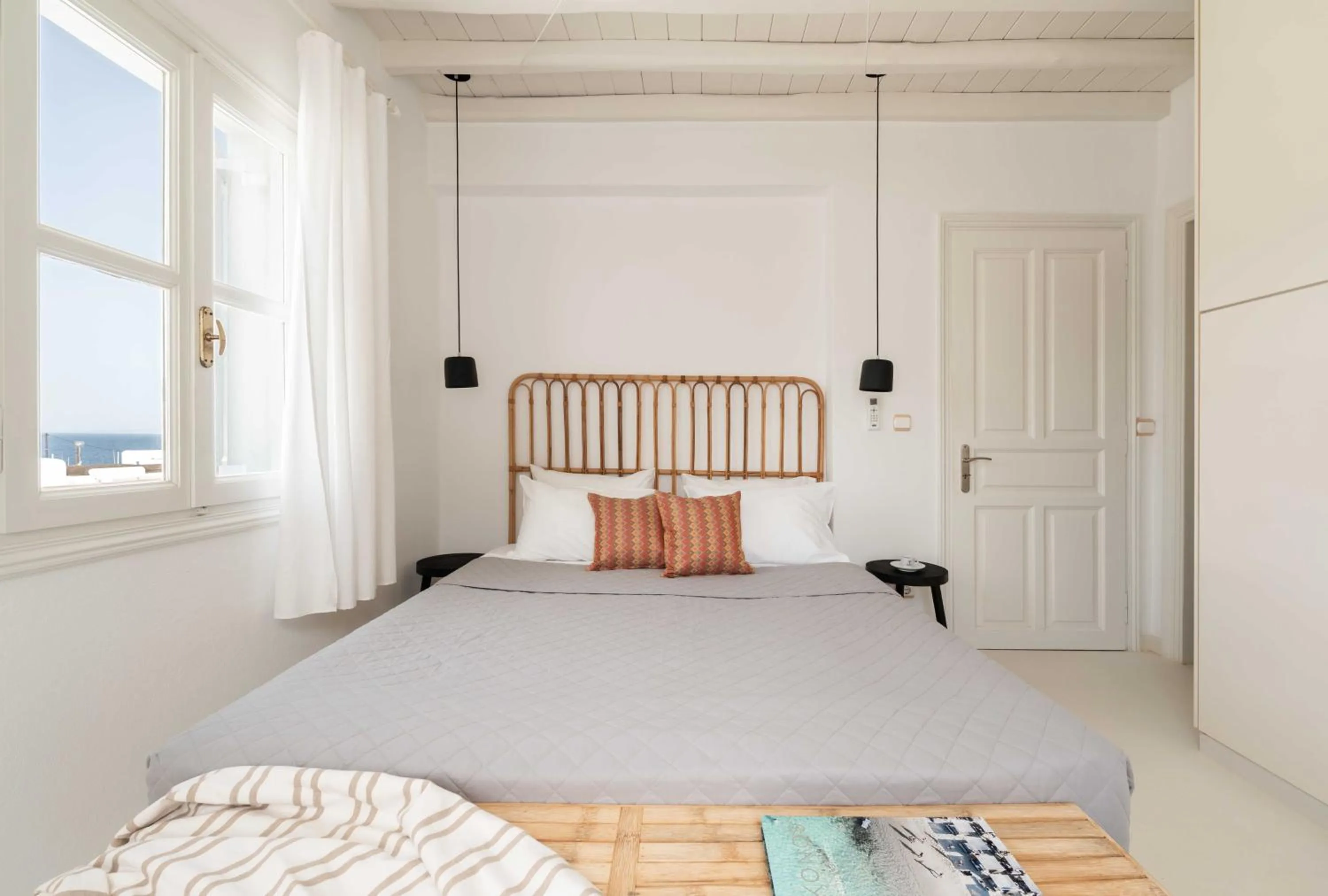 Bed in Tagoo Studios Mykonos