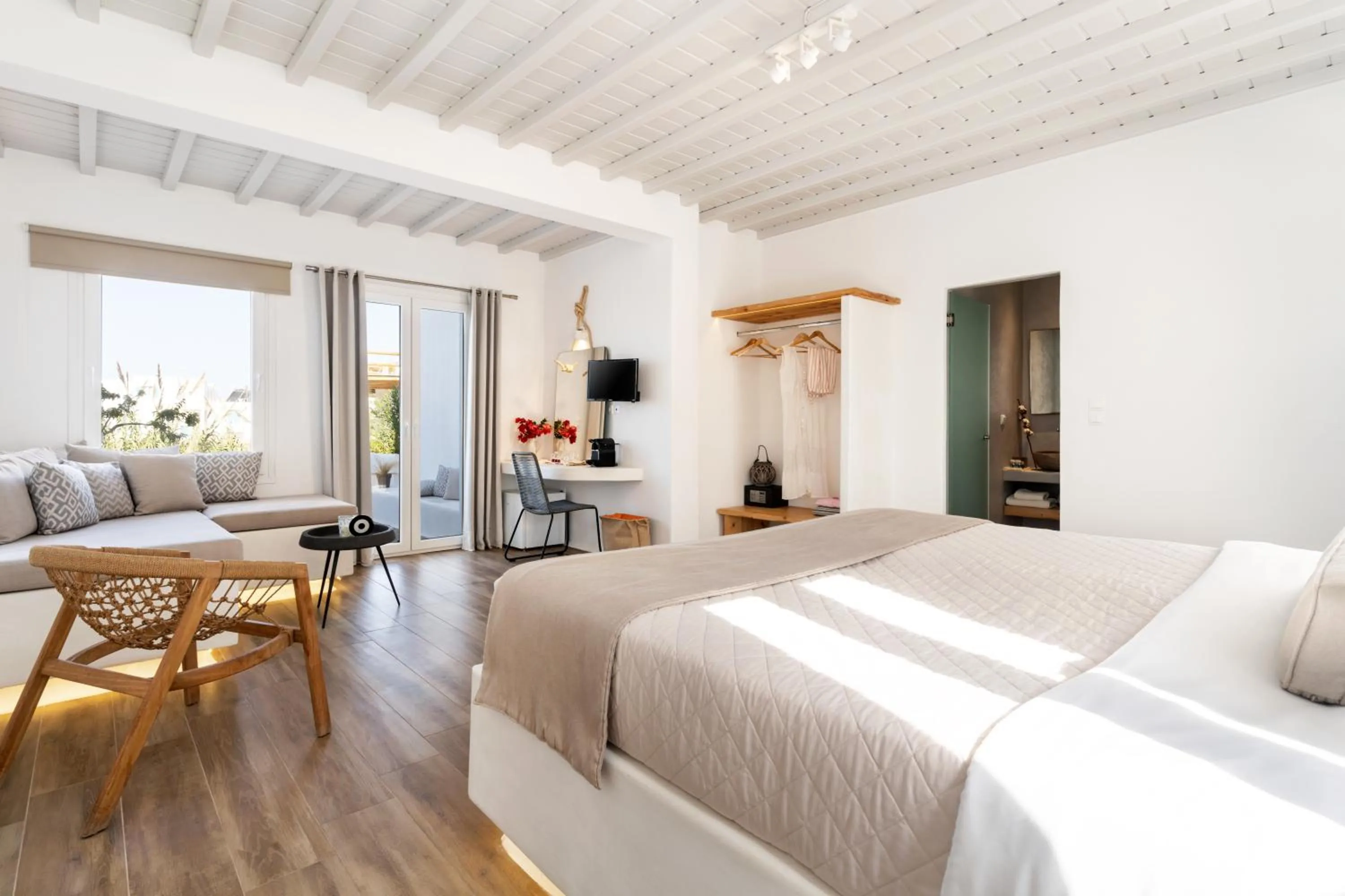 Bedroom in Tagoo Studios Mykonos