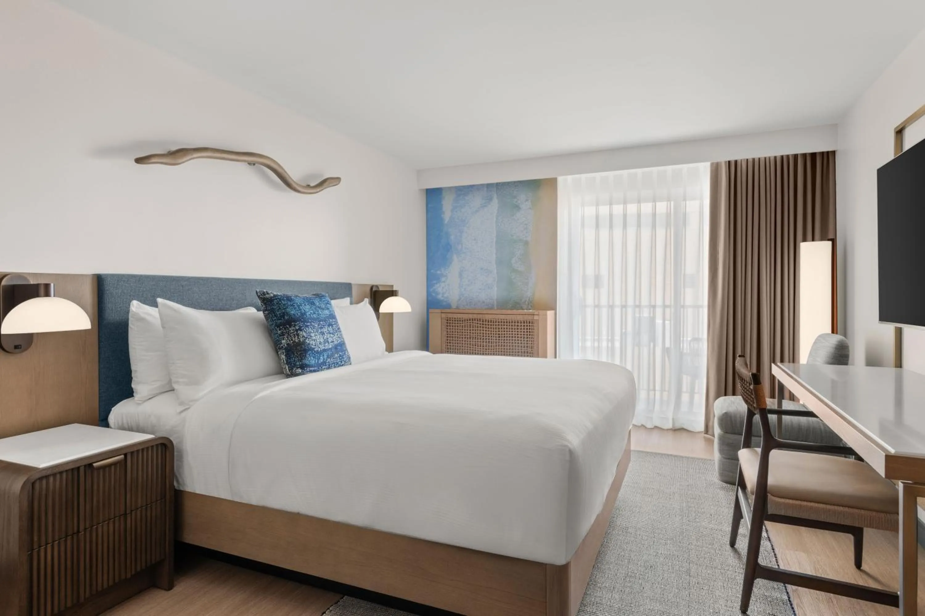 Bed in The Seahaus Hotel, Atlantic City Boardwalk, a Tribute Portfolio Hotel