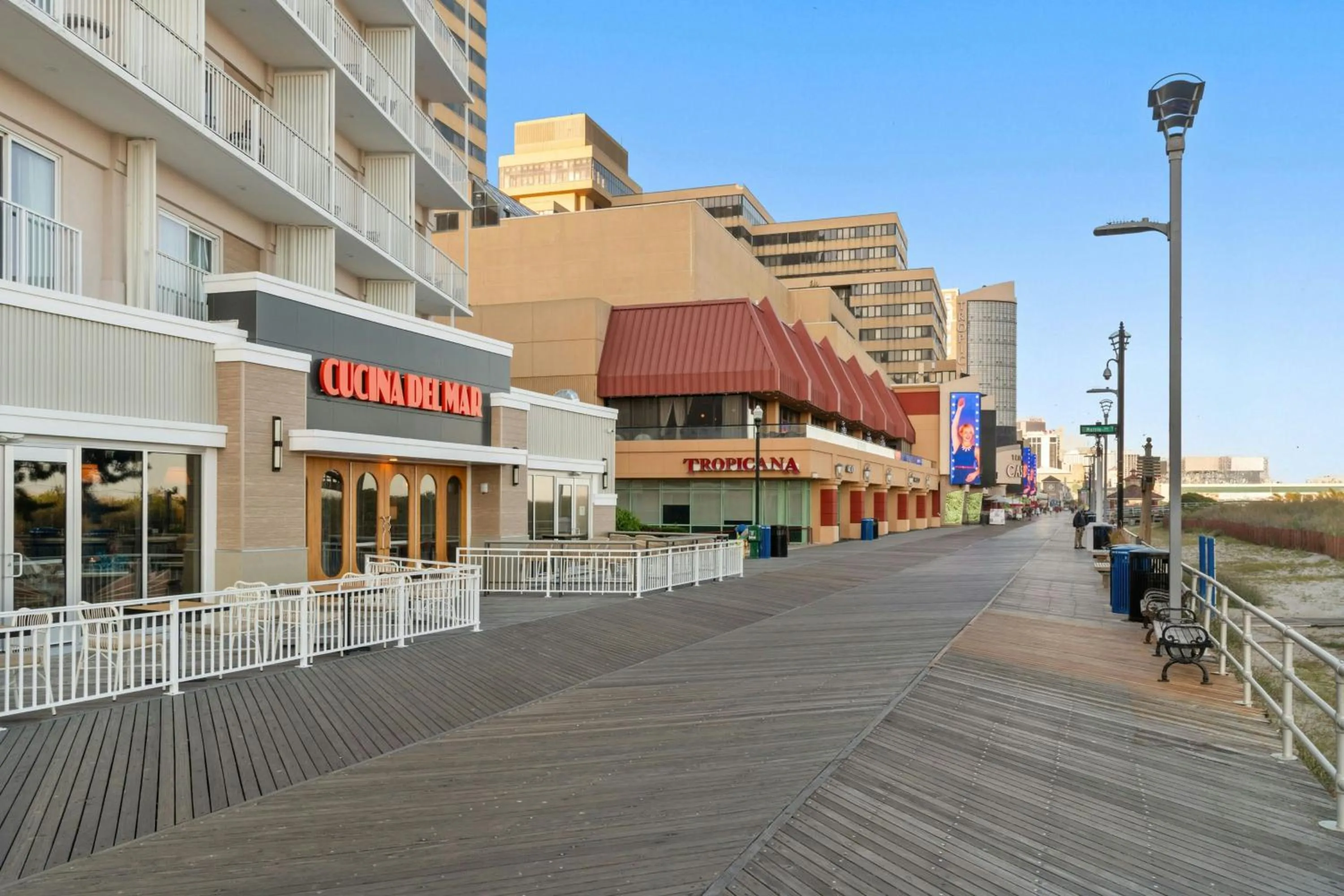 Restaurant/places to eat in The Seahaus Hotel, Atlantic City Boardwalk, a Tribute Portfolio Hotel