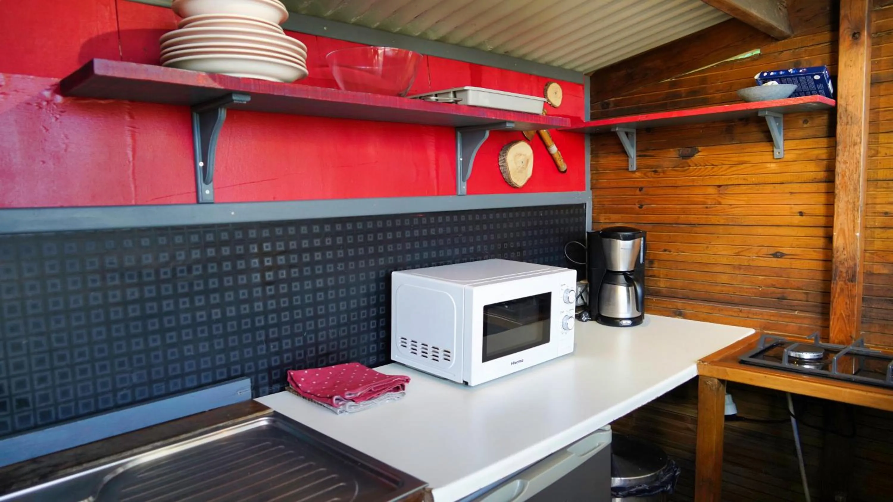 Kitchen or kitchenette in Bubble Dome Village