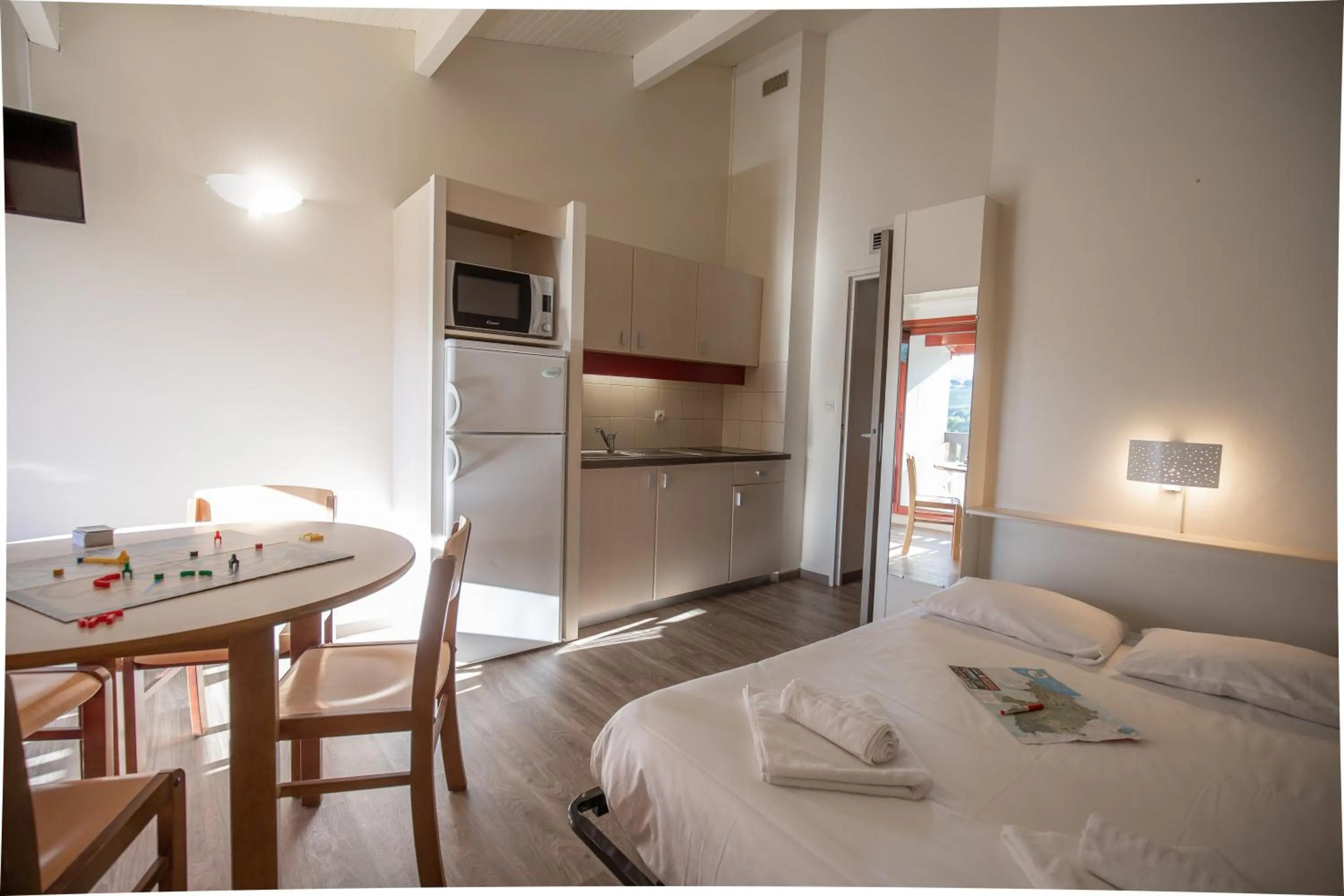 Bed in VVF Pays Basque Saint-Étienne-de-Baïgorry