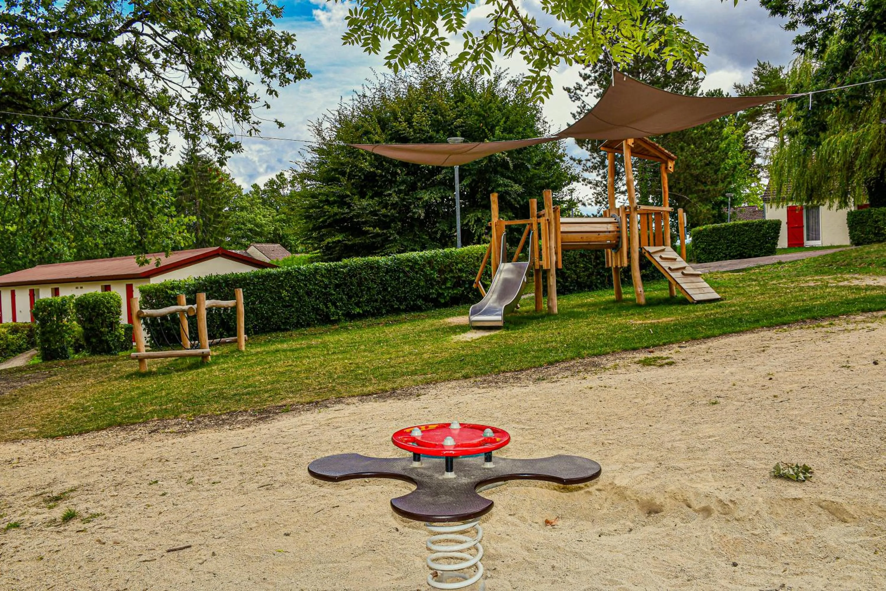 Children play ground in VVF Bourgogne Auxois Morvan
