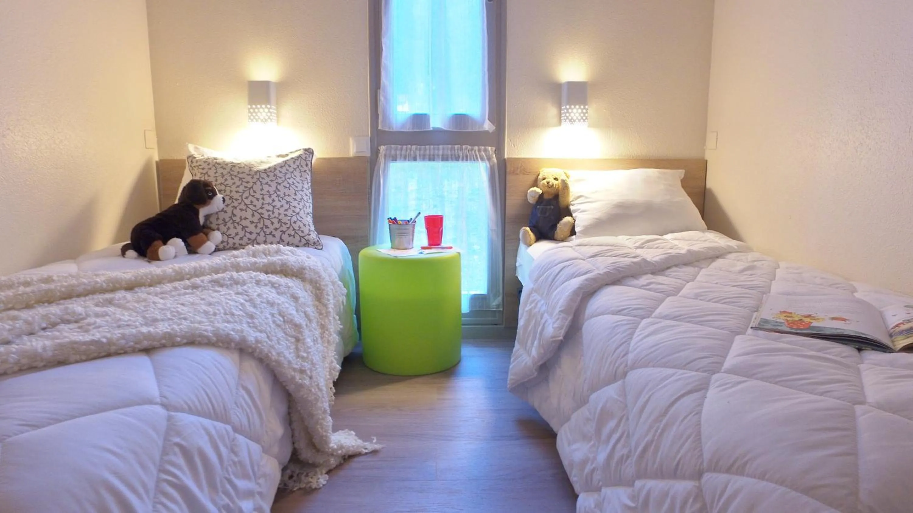 Bed in VVF Bourgogne Auxois Morvan