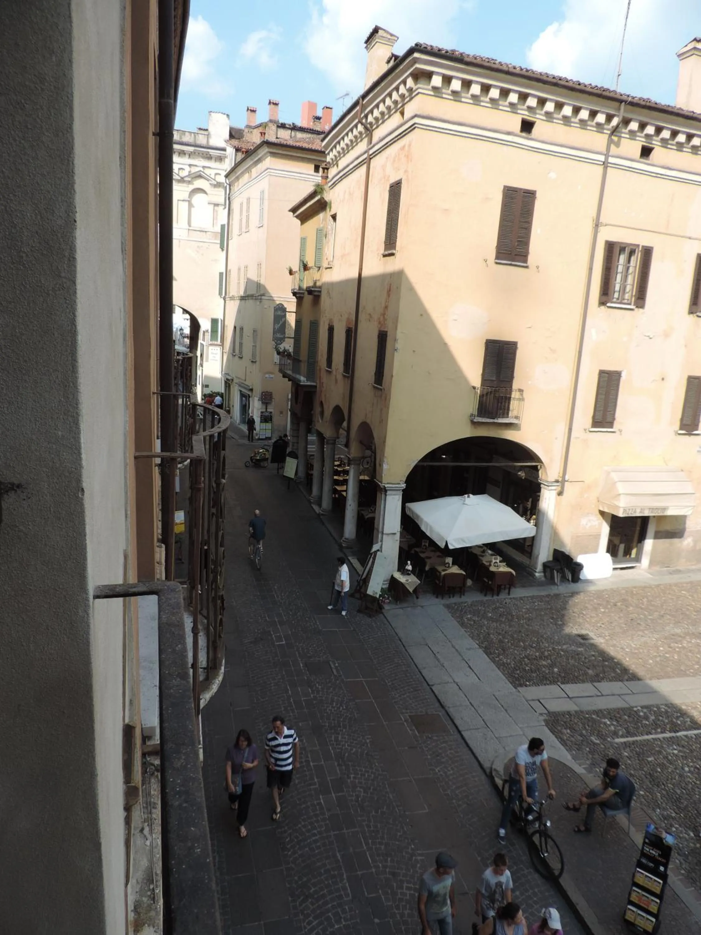 City view in Hotel Leon D'Oro