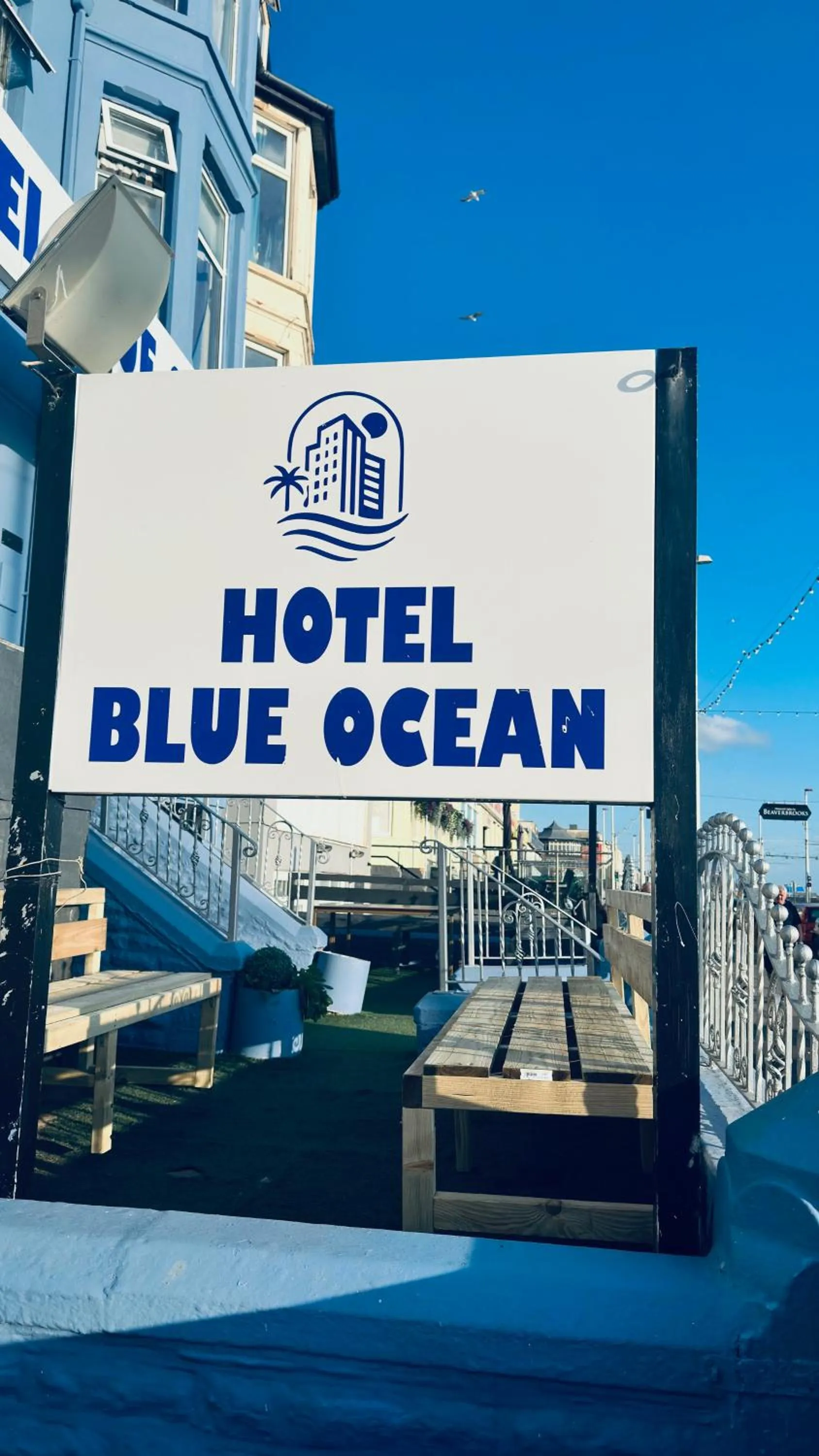 HOTEL BLUE OCEAN - Call For Cheap Prices - Check In Until 3AM
