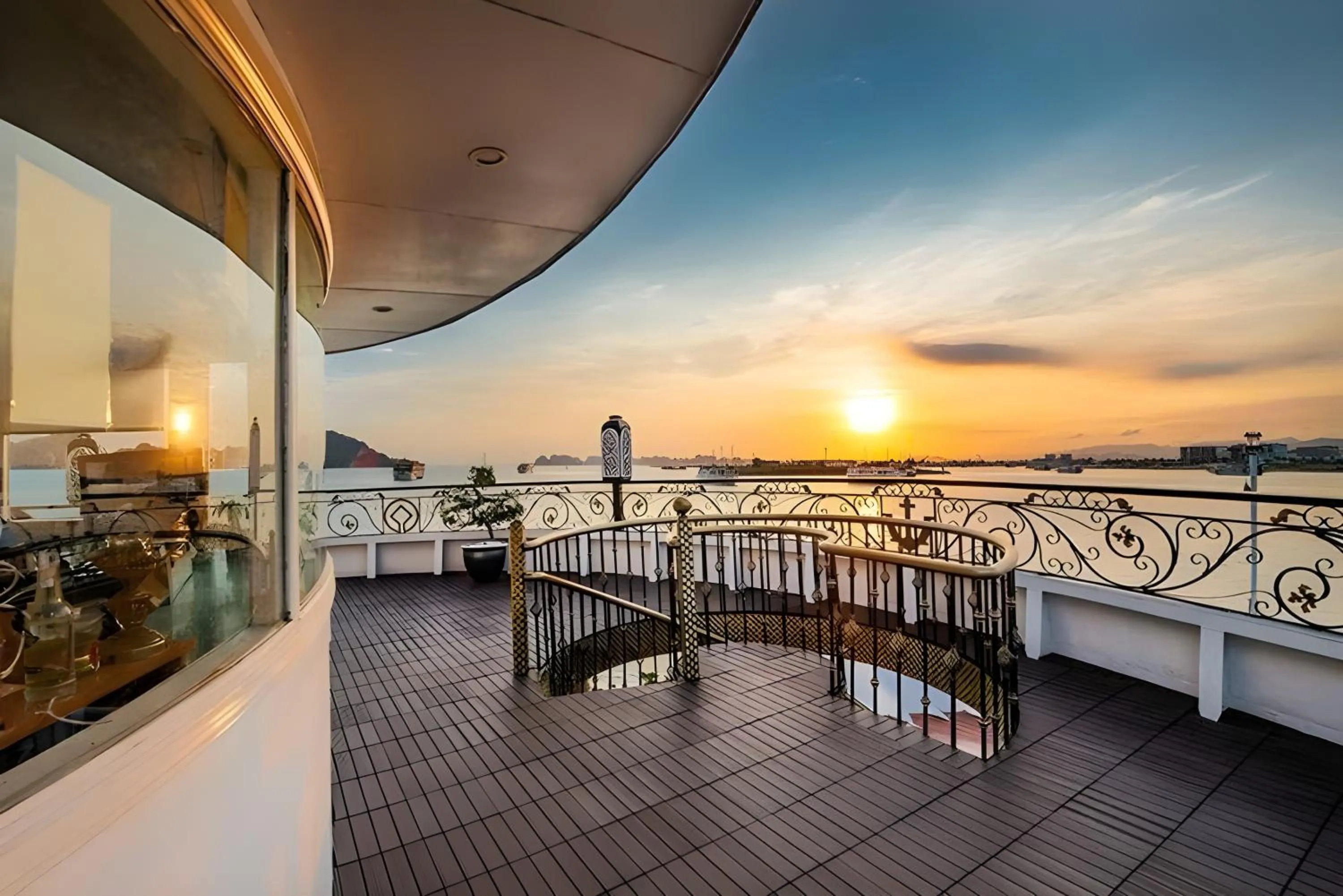 Patio in Verdure Lotus Grandeur Cruise on Ha Long Bay
