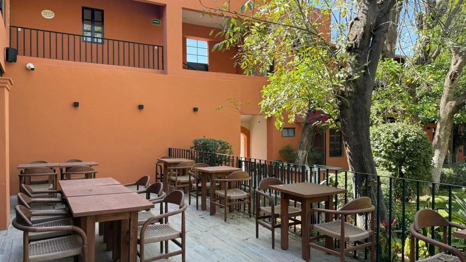 Restaurant/places to eat in Hotel La Querencia