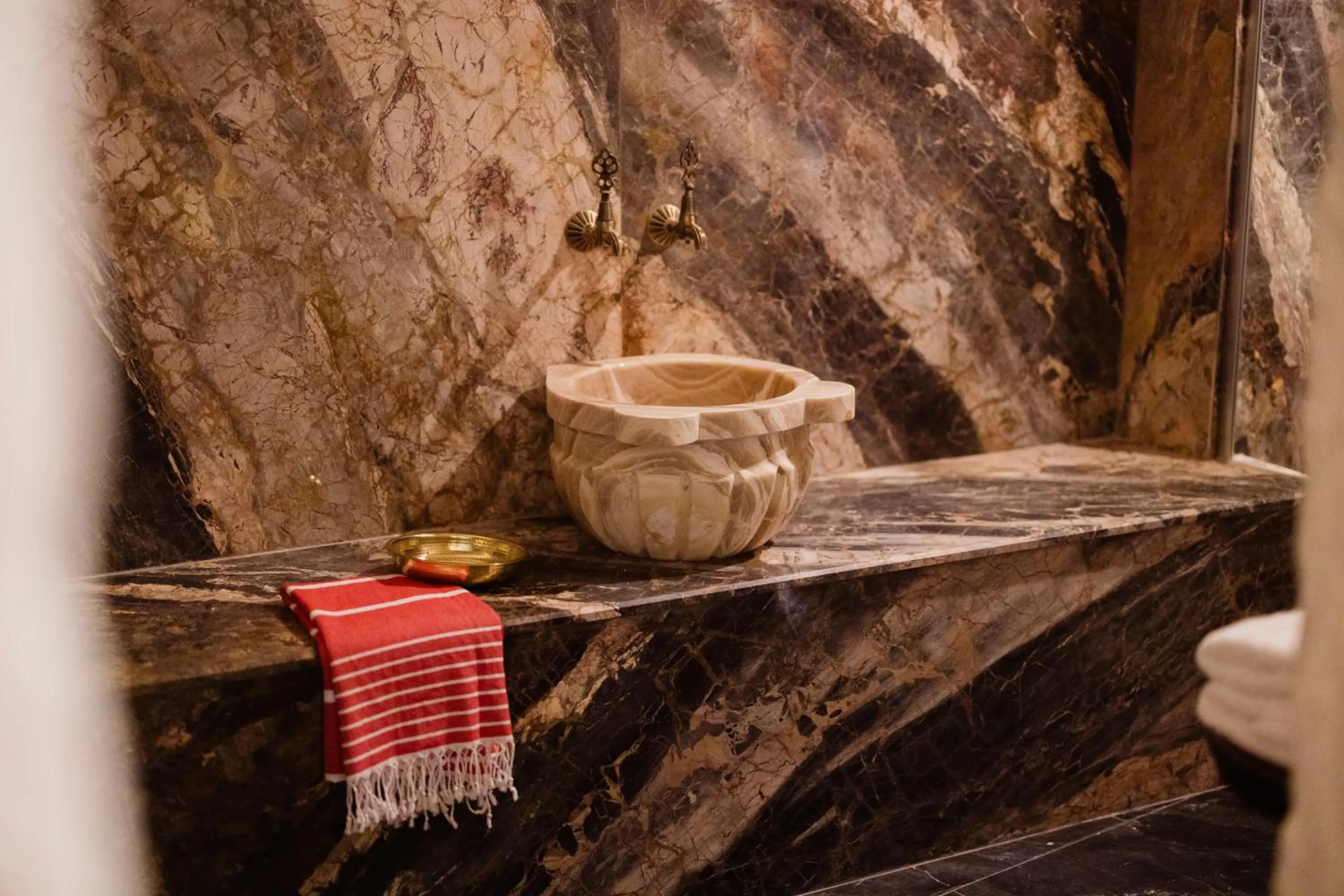 Public Bath in The Kingdom Of Cappadocia Luxury Cave Hotel