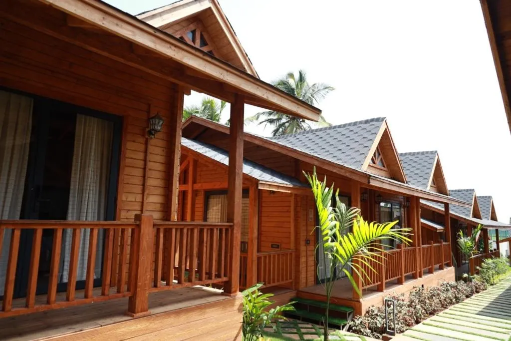 Property building in Foxoso Aaristo Baga Beach Resort