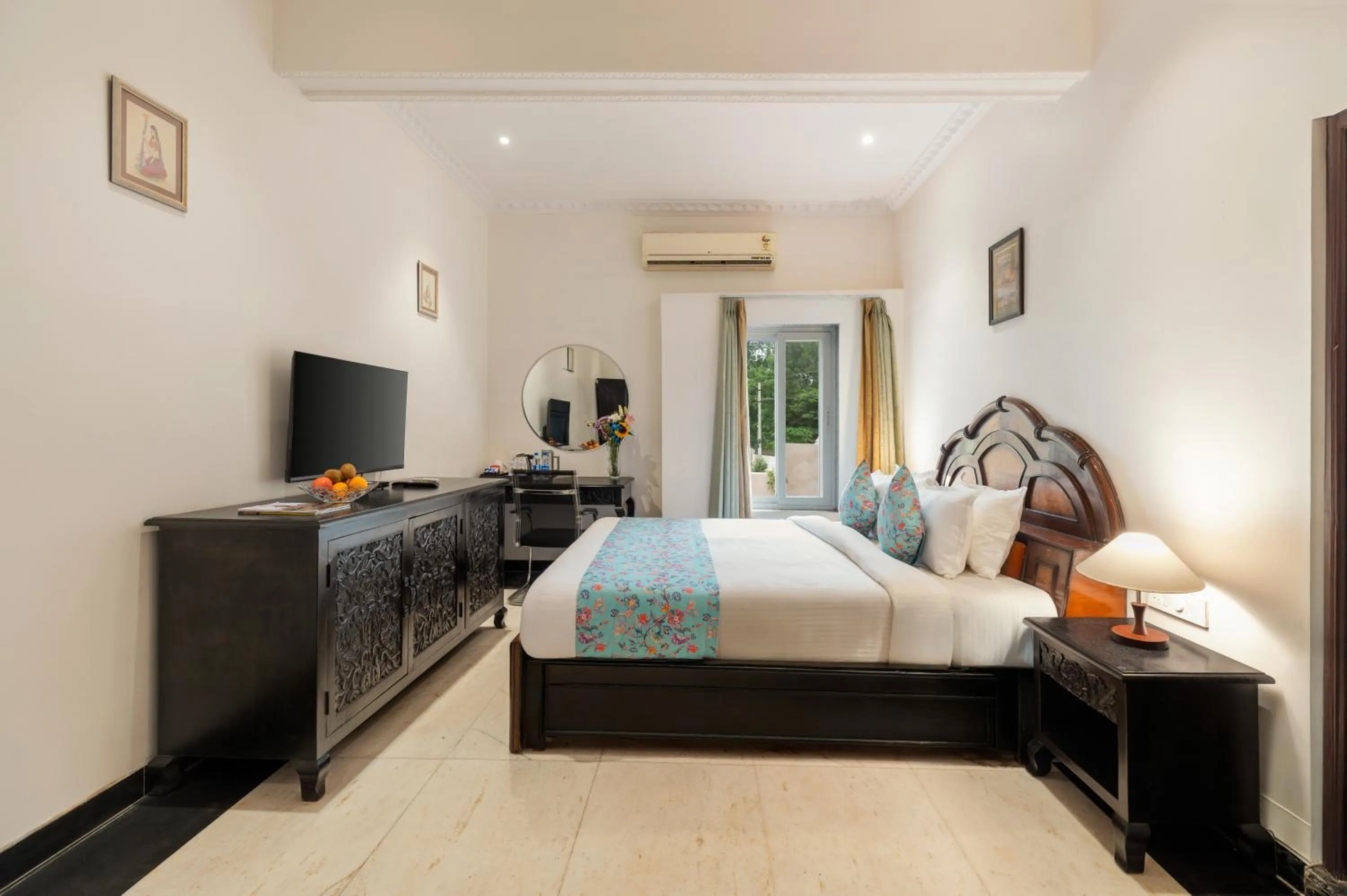 Bed in Surya Kothi Resort