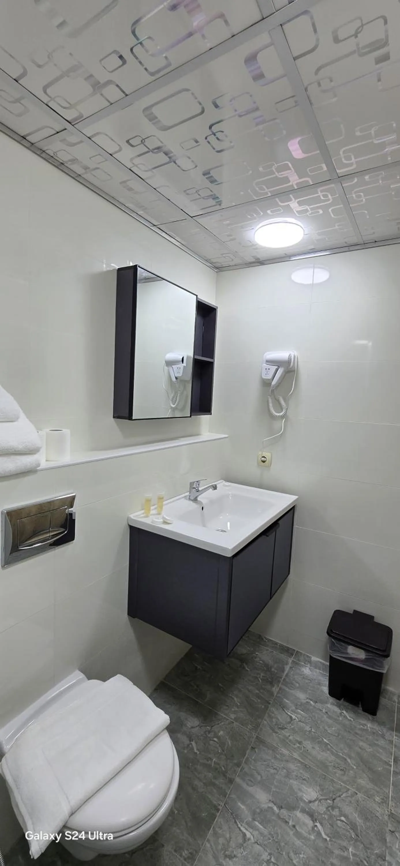 Toilet in Balcony Hotel