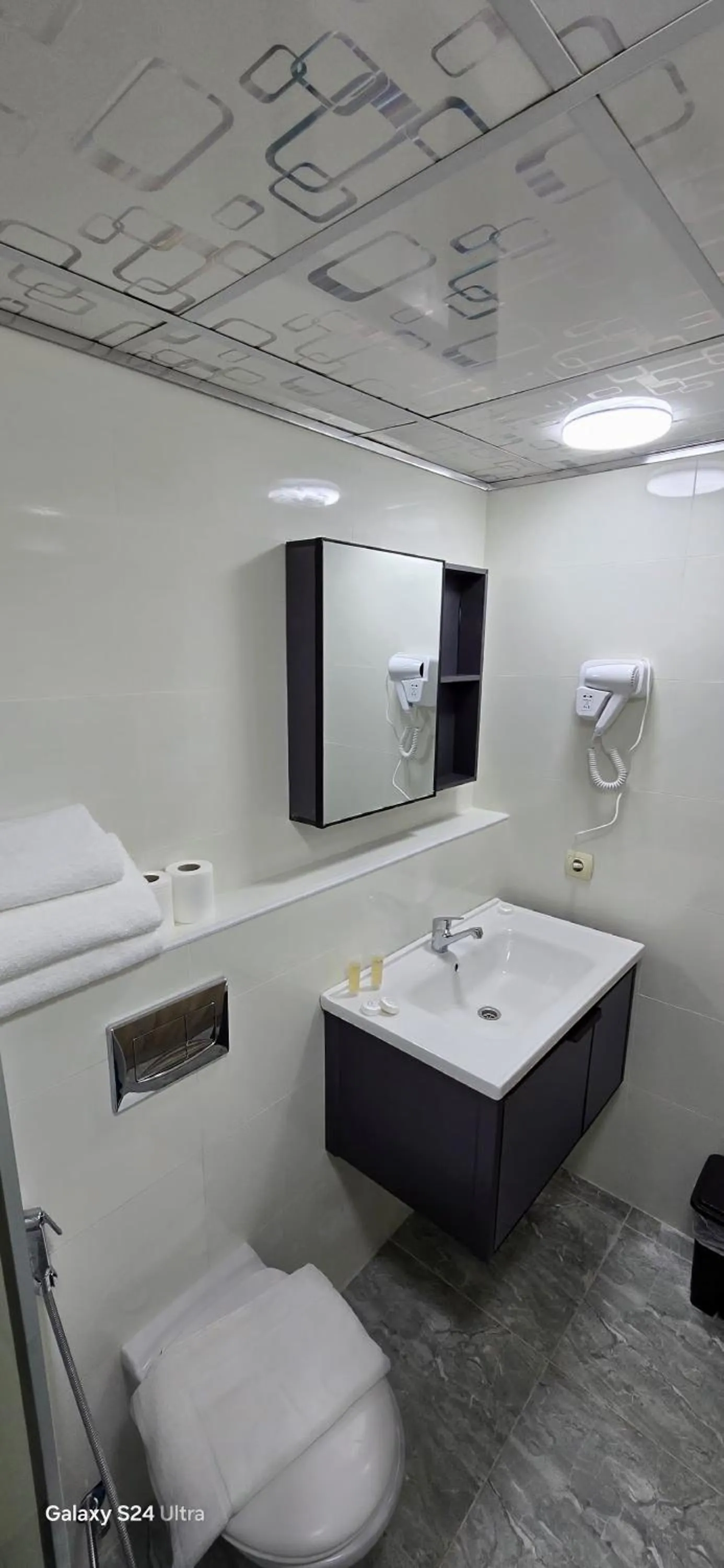 Toilet in Balcony Hotel