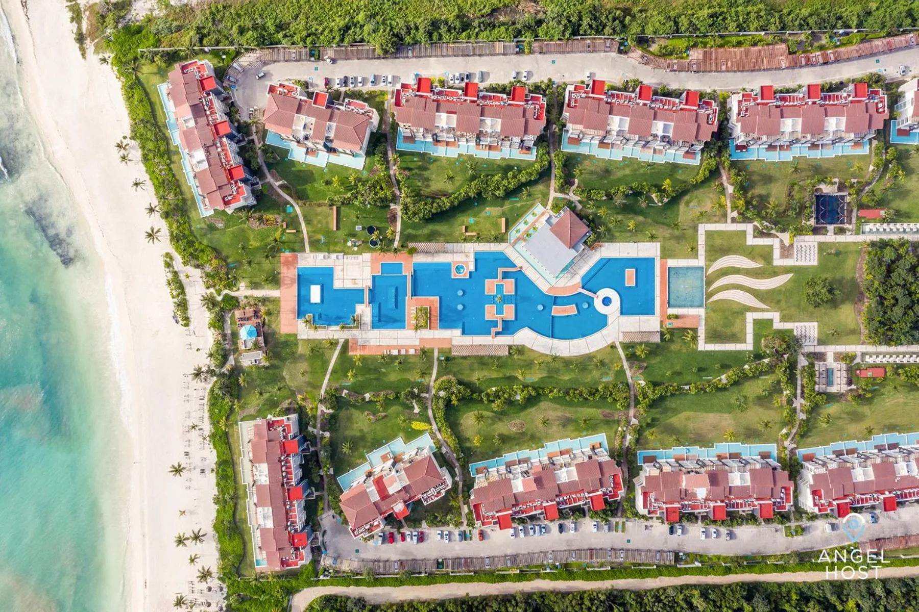 Day in Luxury Condos at Mareazul Beachfront Complex with Resort-Style Amenities