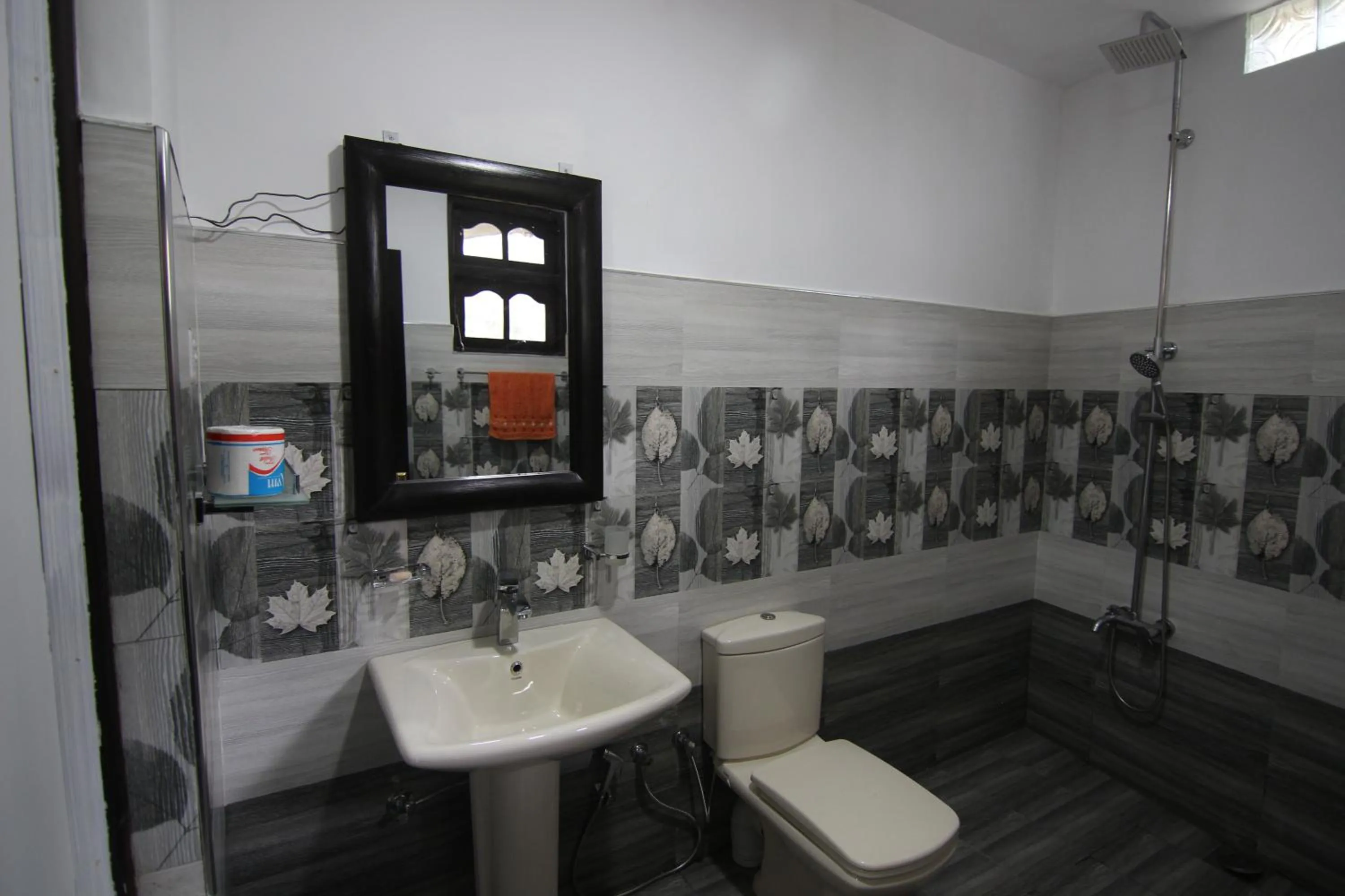 Toilet in Villa Eden Paradise