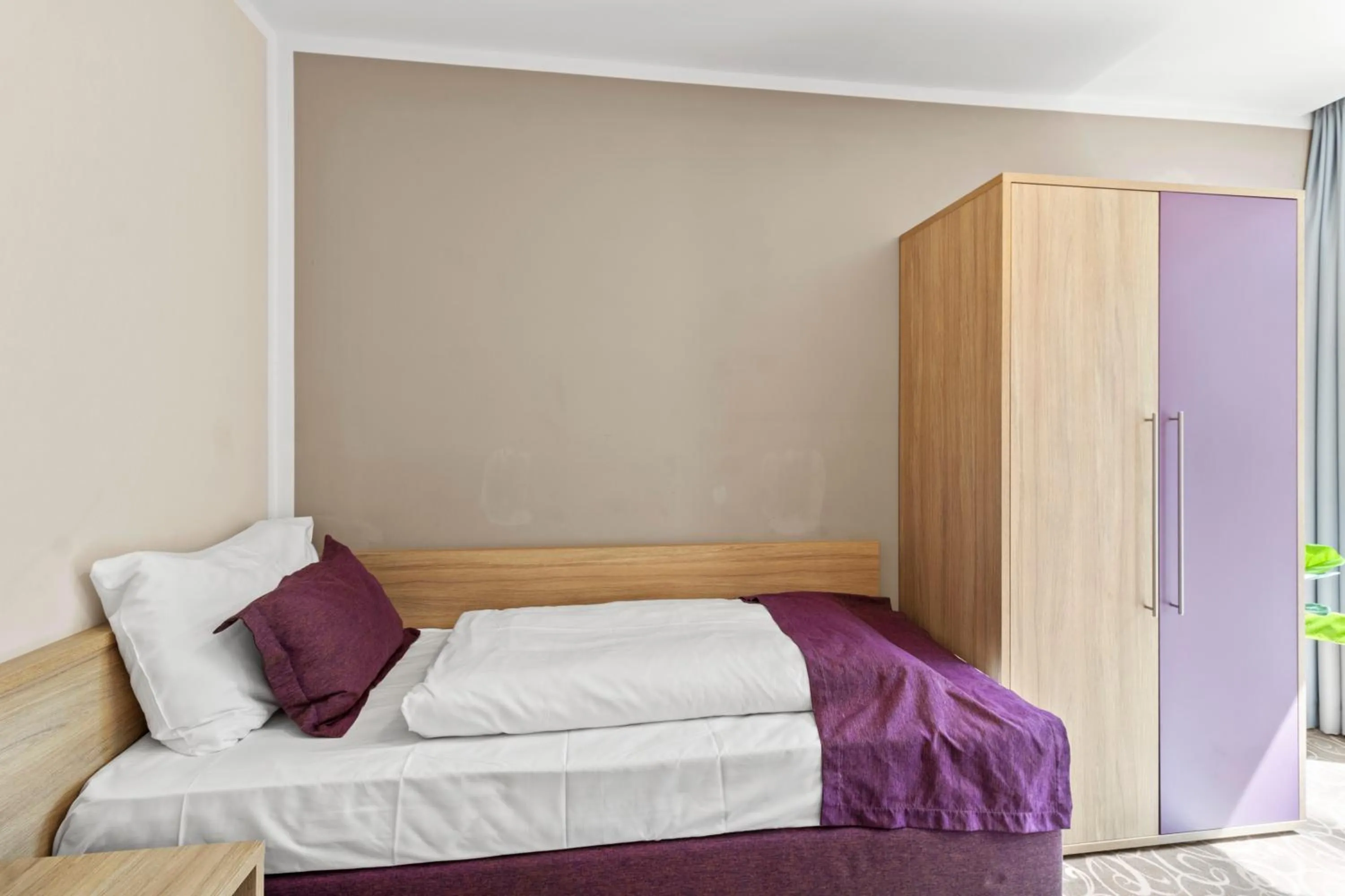 Bed in Schild Rooms - Self Check-in - Nature and Wine Area Vienna