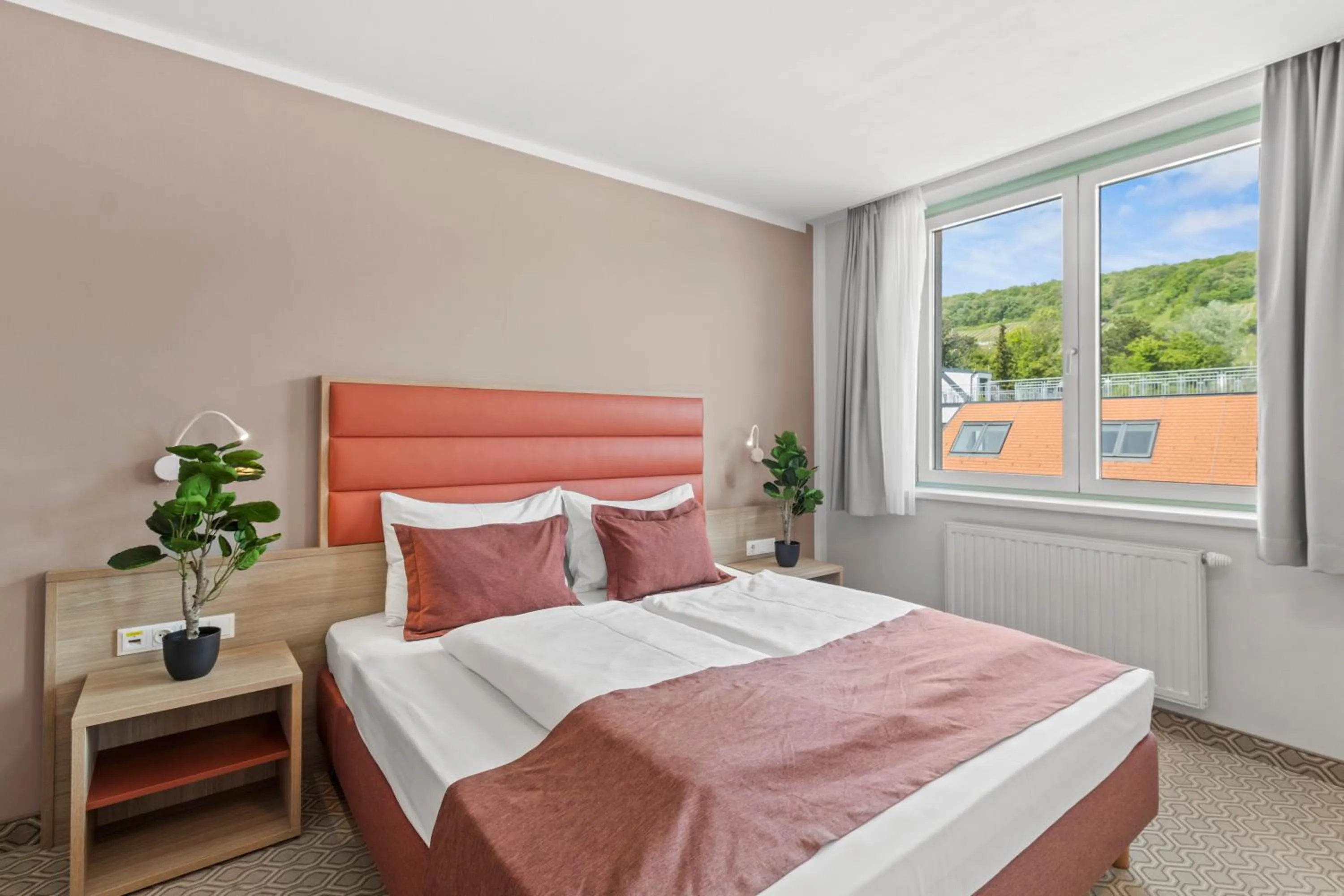 Bed in Schild Rooms - Self Check-in - Nature and Wine Area Vienna