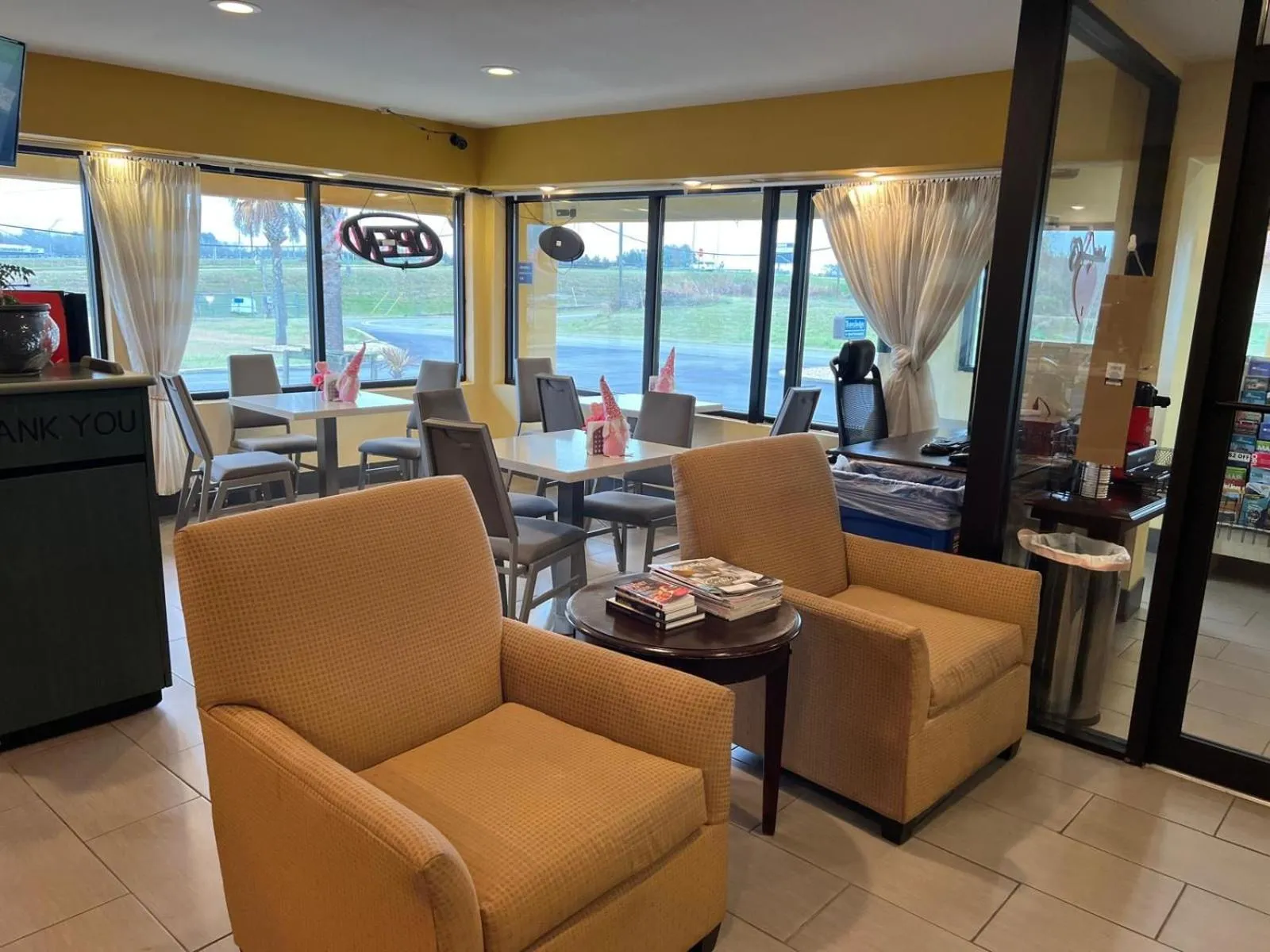 Breakfast in Travelinn