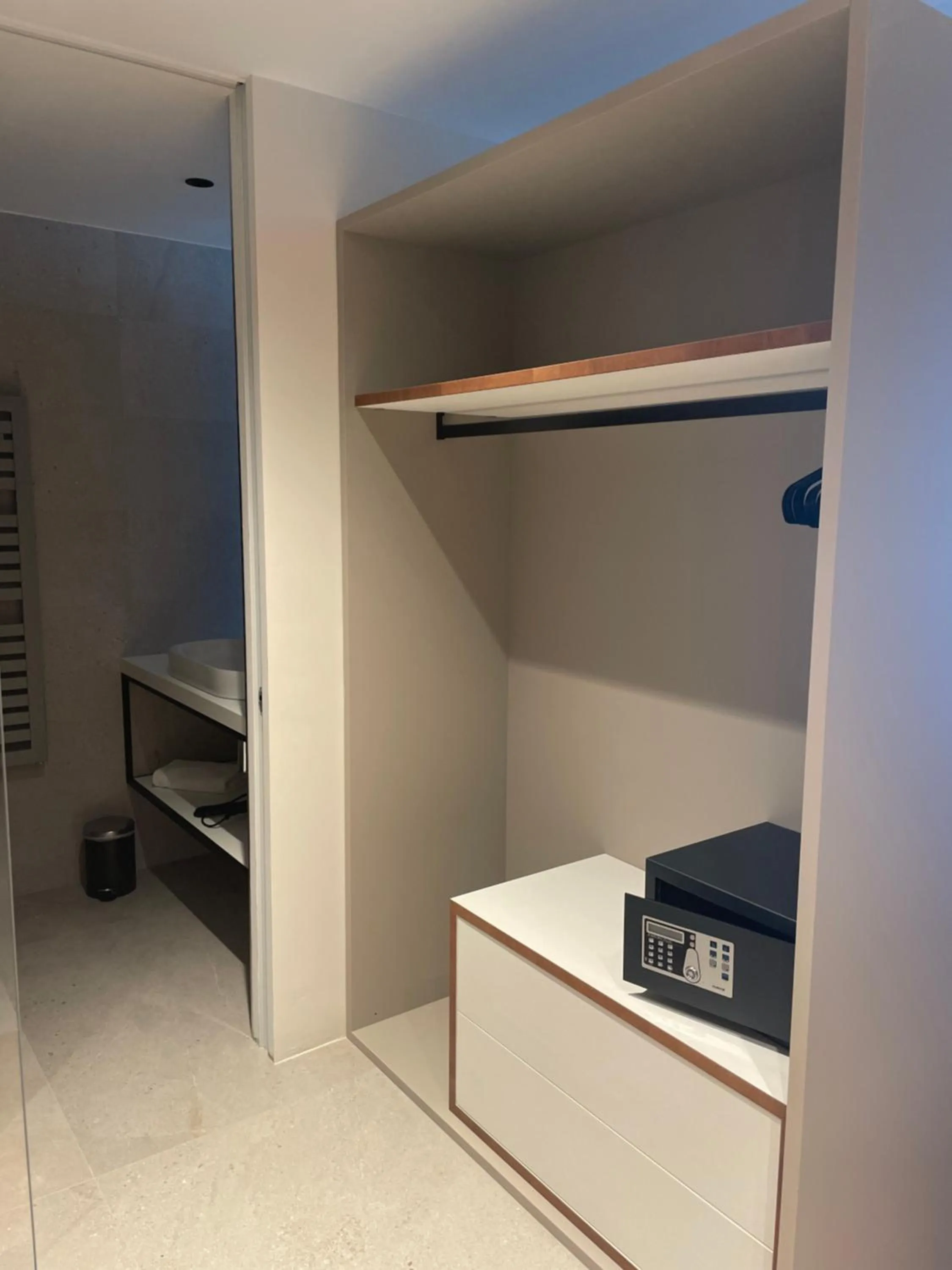 Bathroom, Bed in Hotel Giardino Verdi