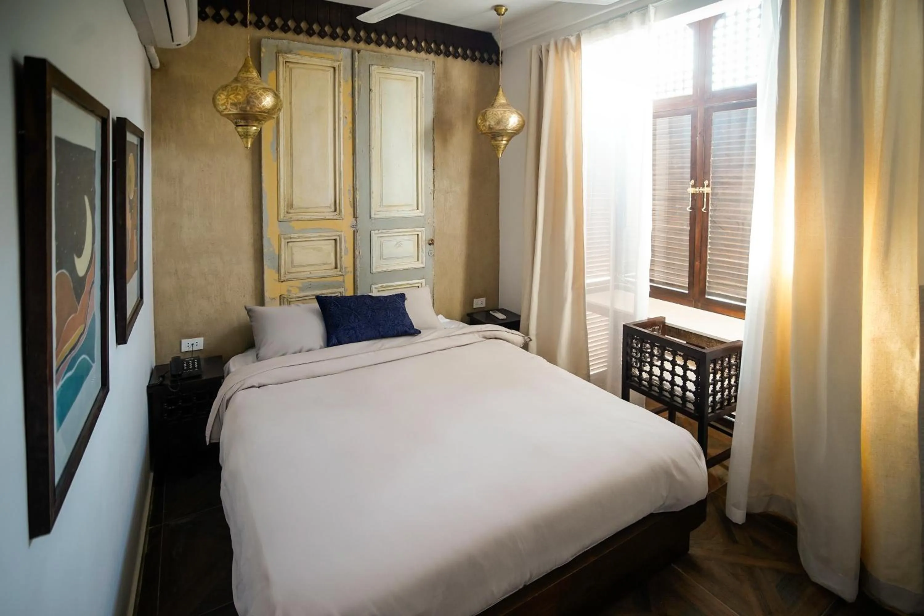 Bed in Al Wadi Boutique Hotel