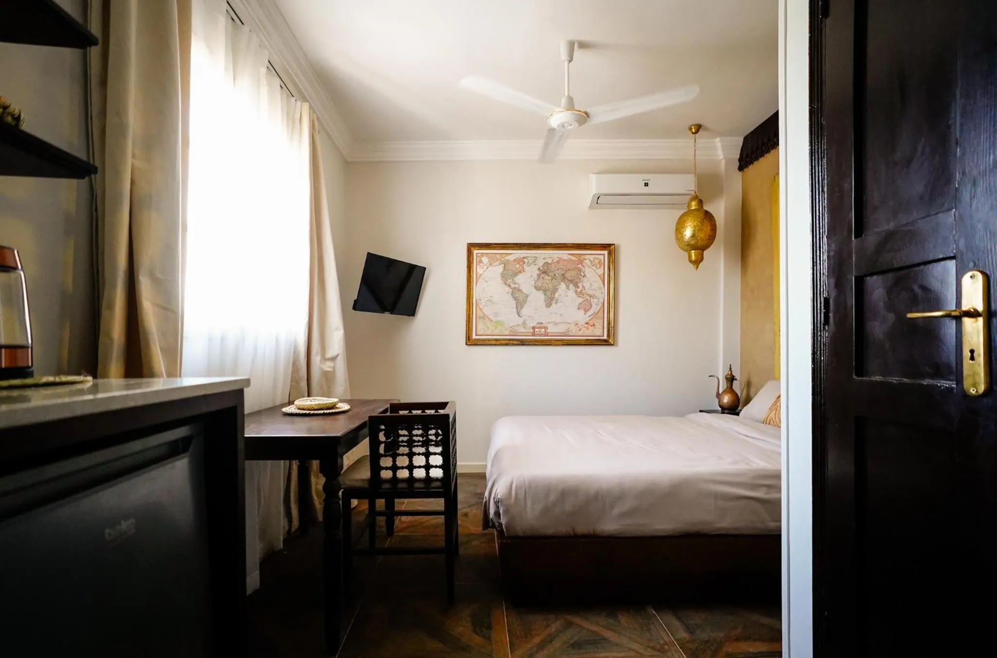 Bed in Al Wadi Boutique Hotel