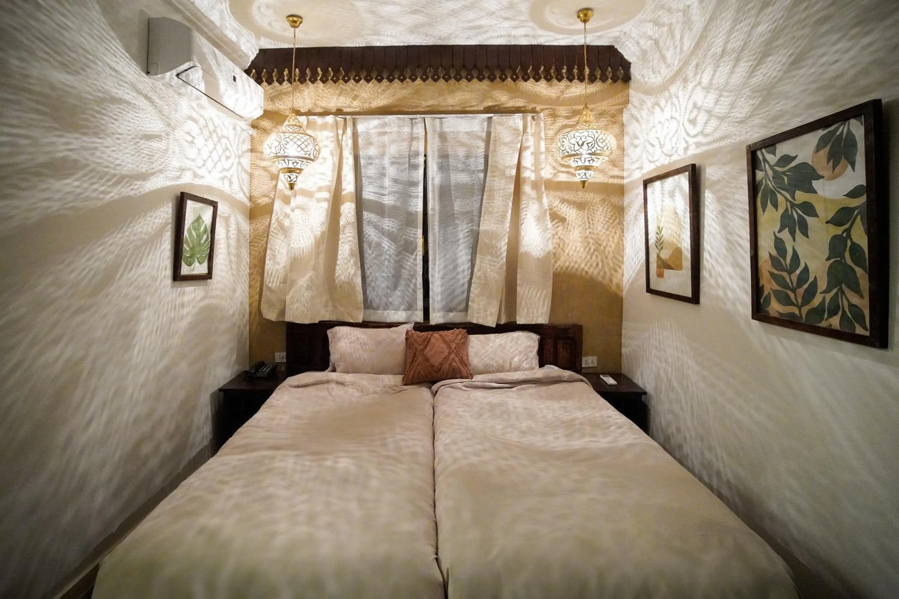 Bed in Al Wadi Boutique Hotel