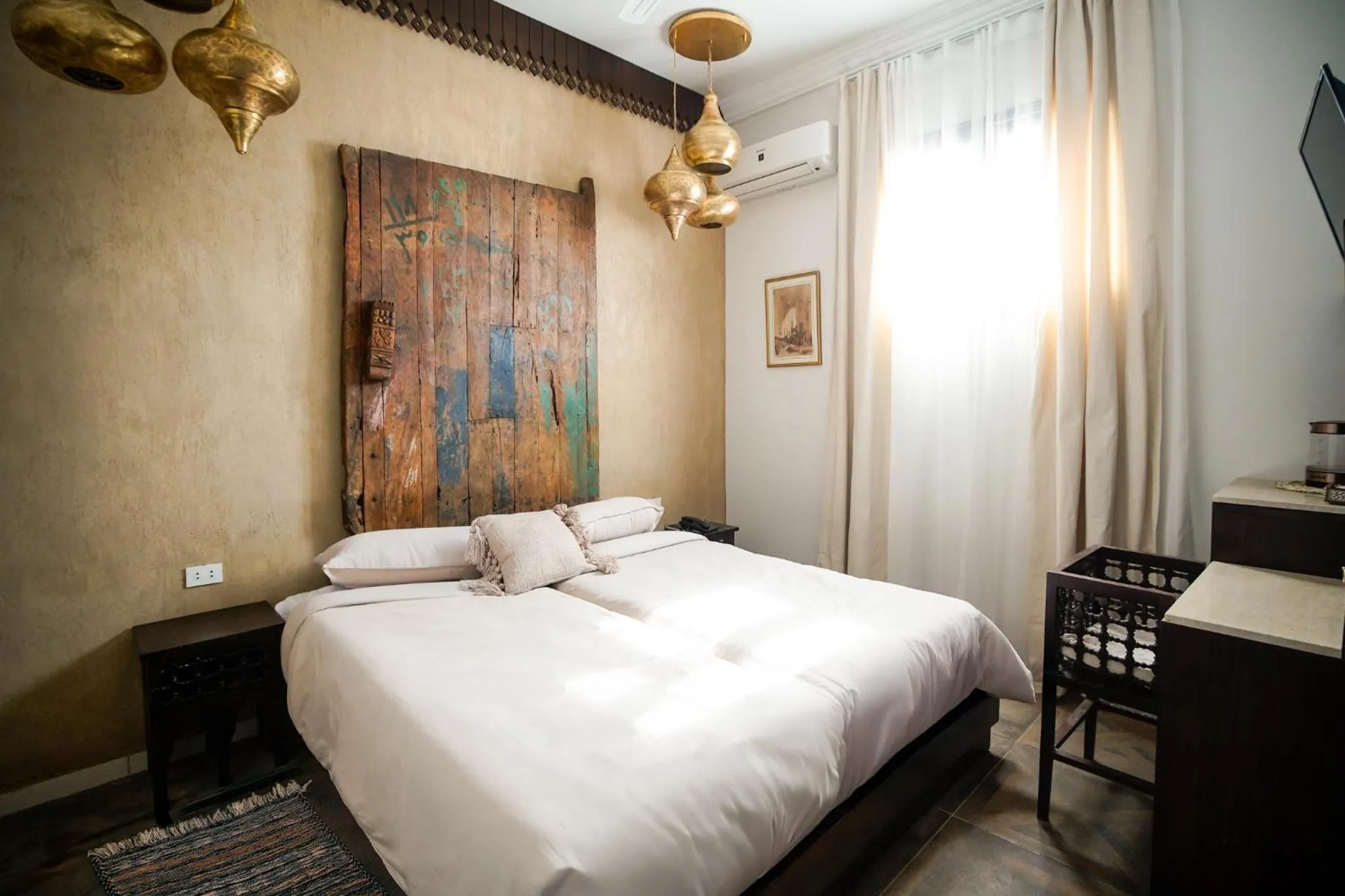 Bed in Al Wadi Boutique Hotel