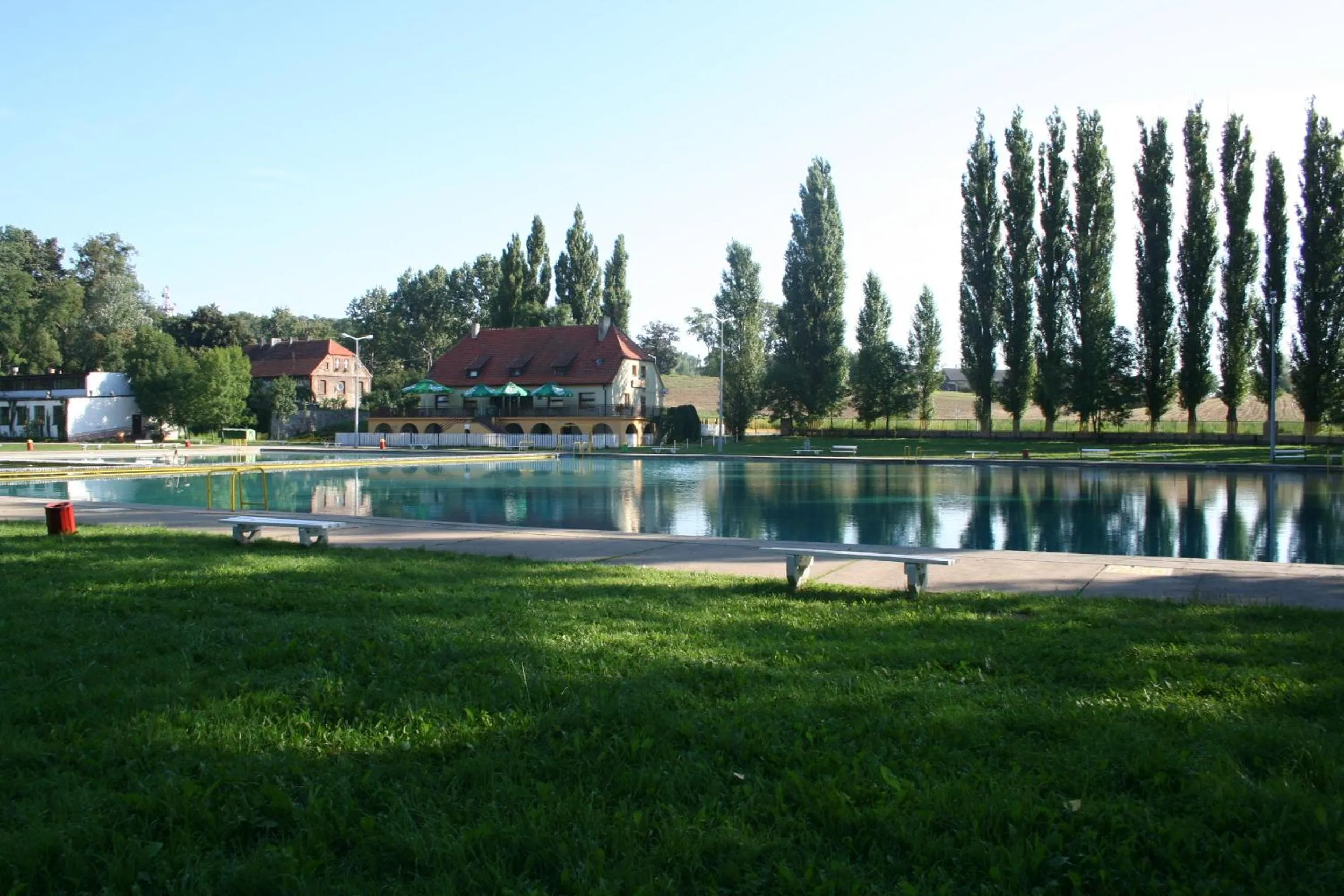 Swimming pool in Hotel MCT