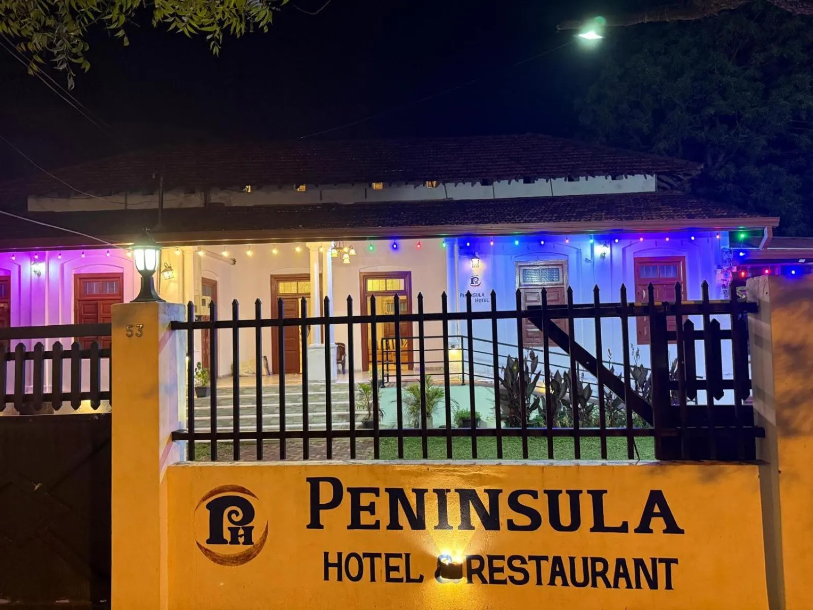 Night in Peninsula hotel