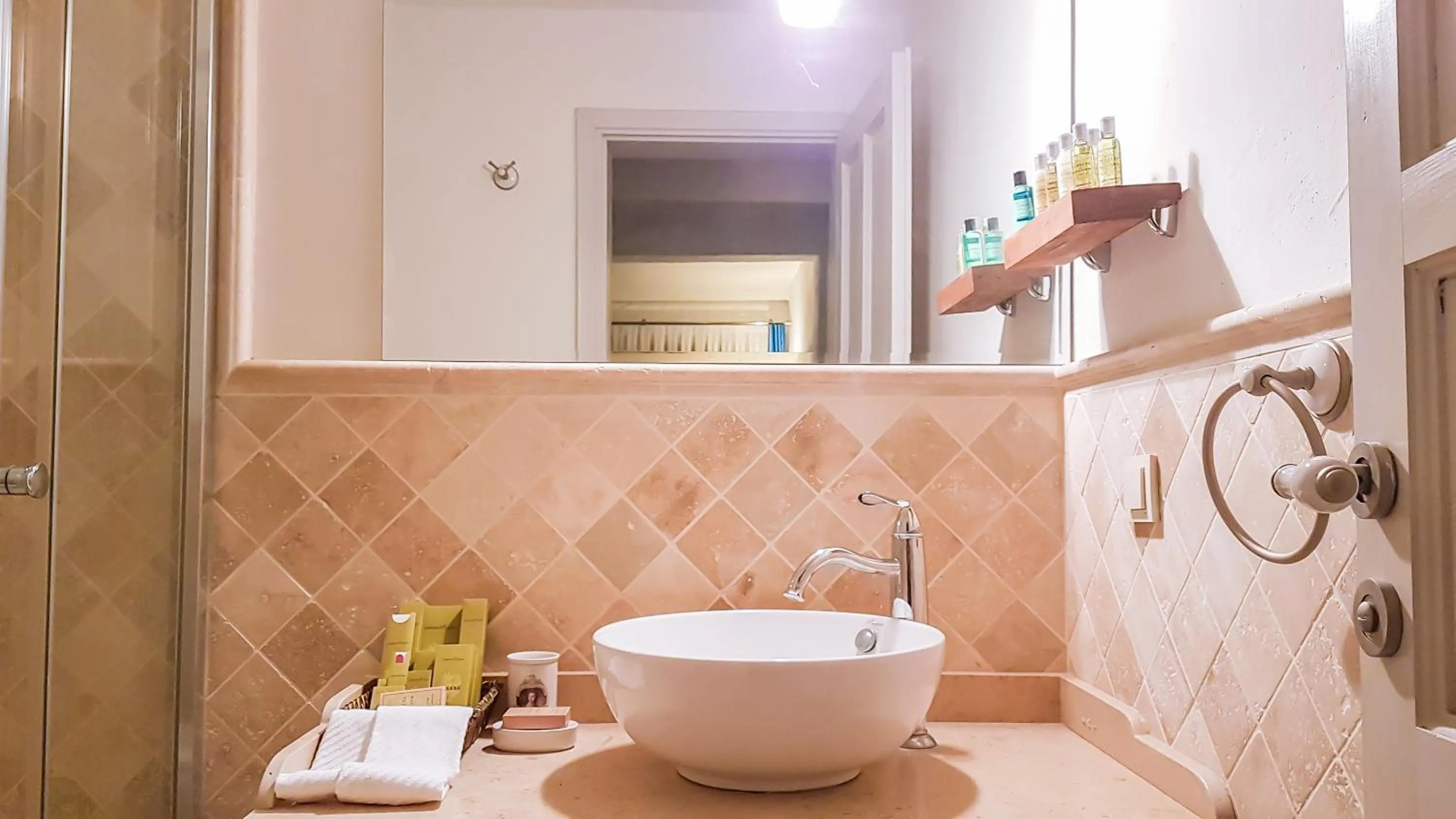 Bathroom in Rebetiko Hotel