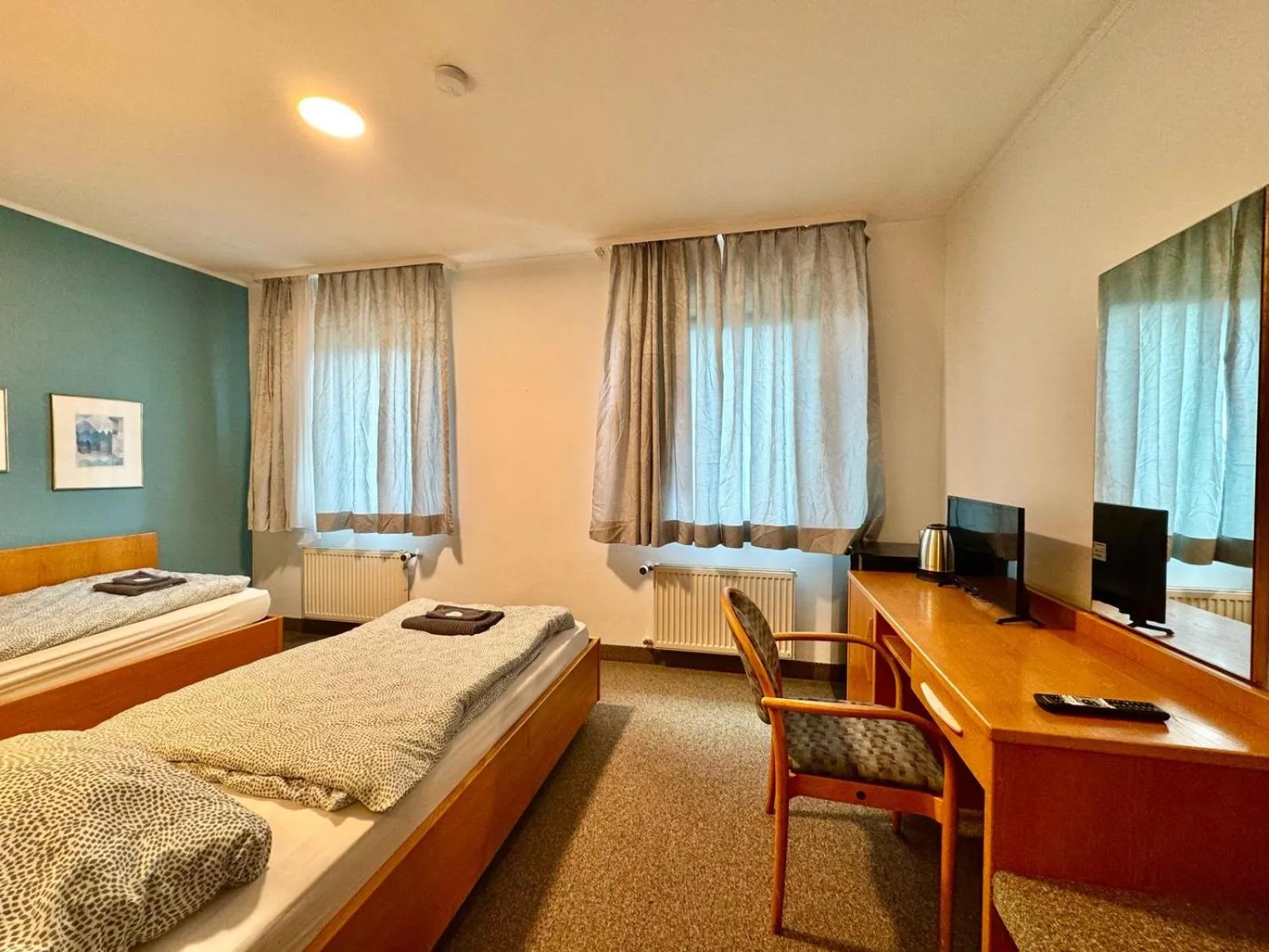 Photo of the whole room, Bed in AR Airport Hotel Rüsselsheim