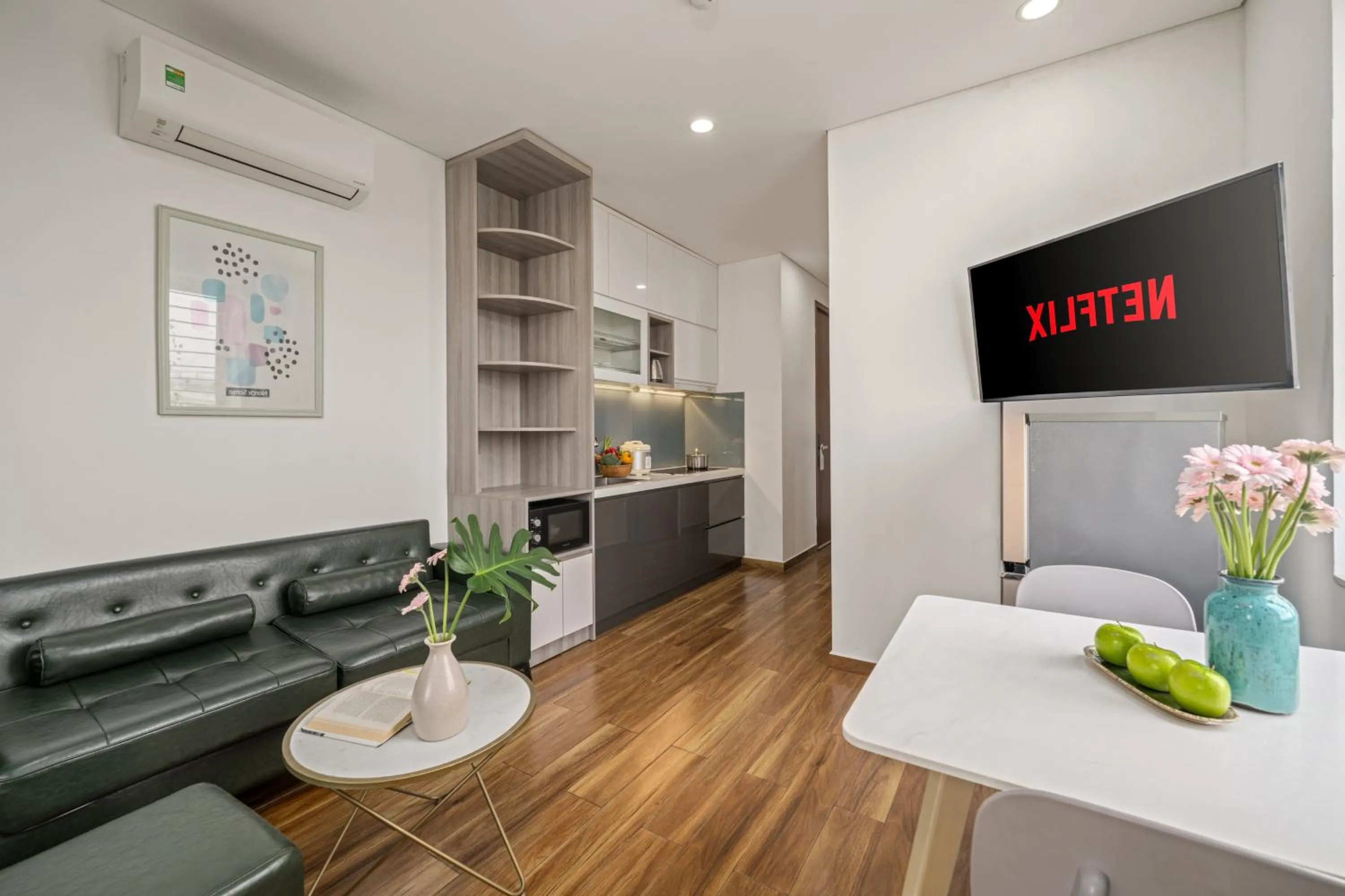 stove in Ben's House Boutique