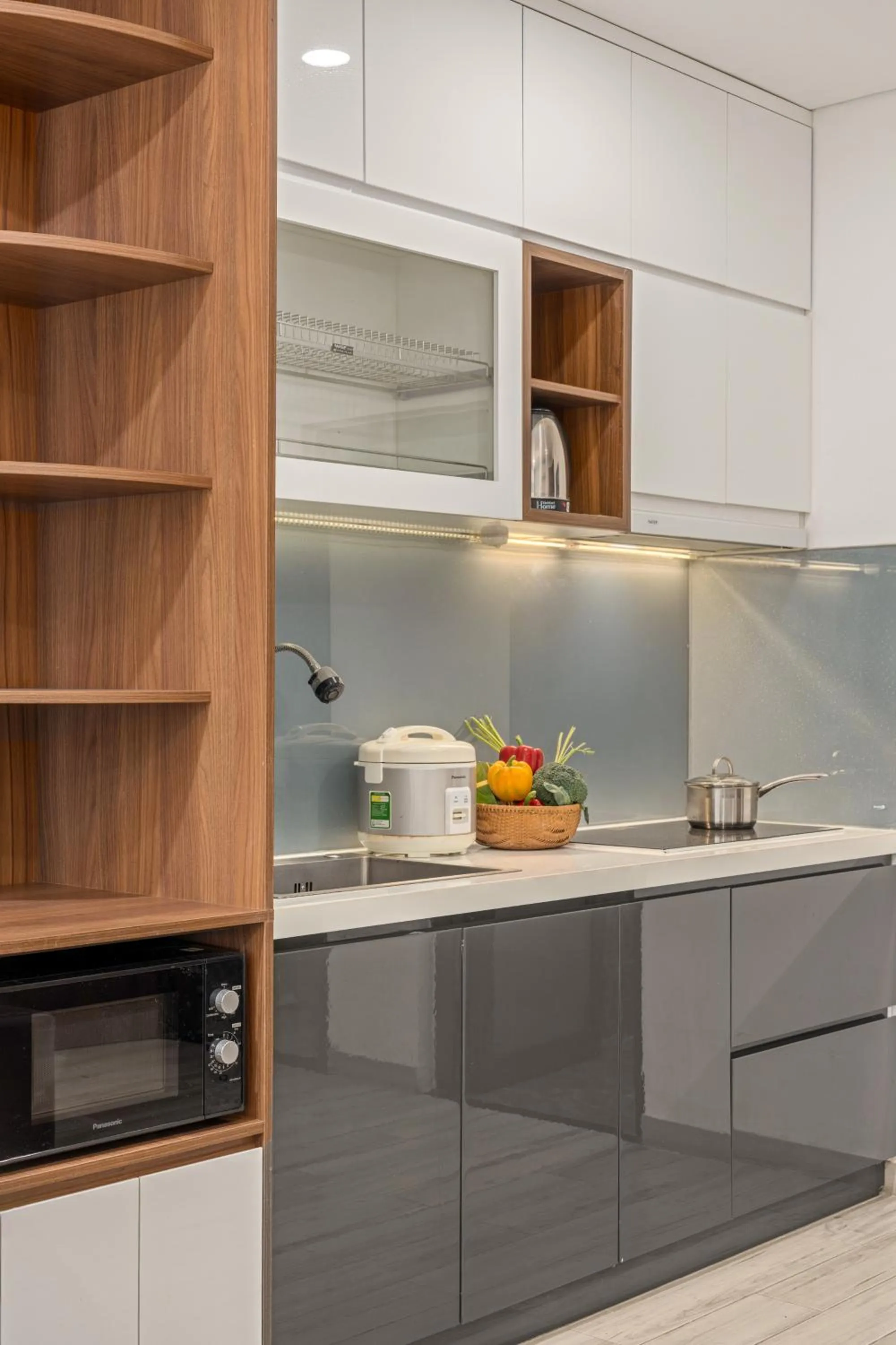 stove in Ben's House Boutique