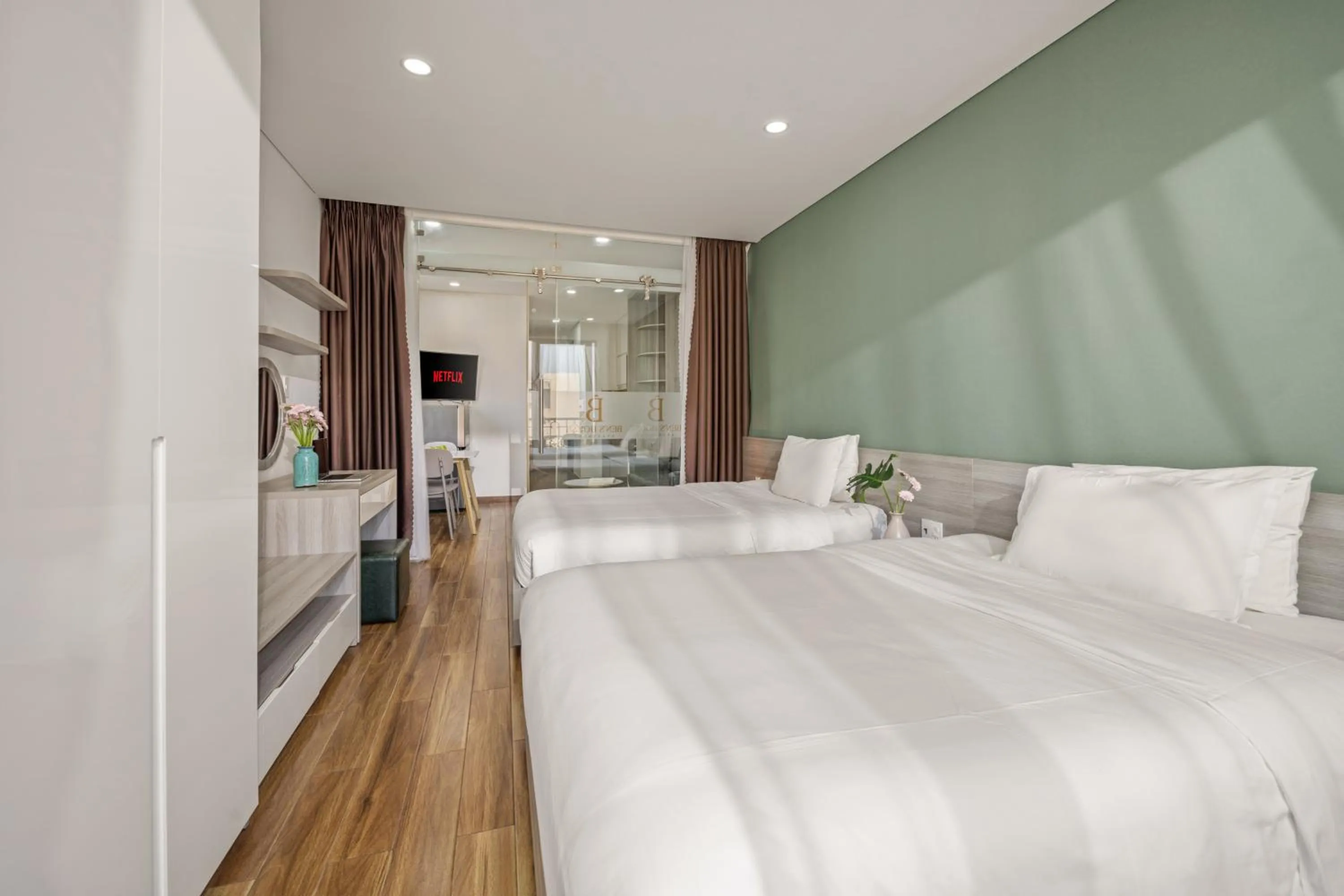 Photo of the whole room, Bed in Ben's House Boutique