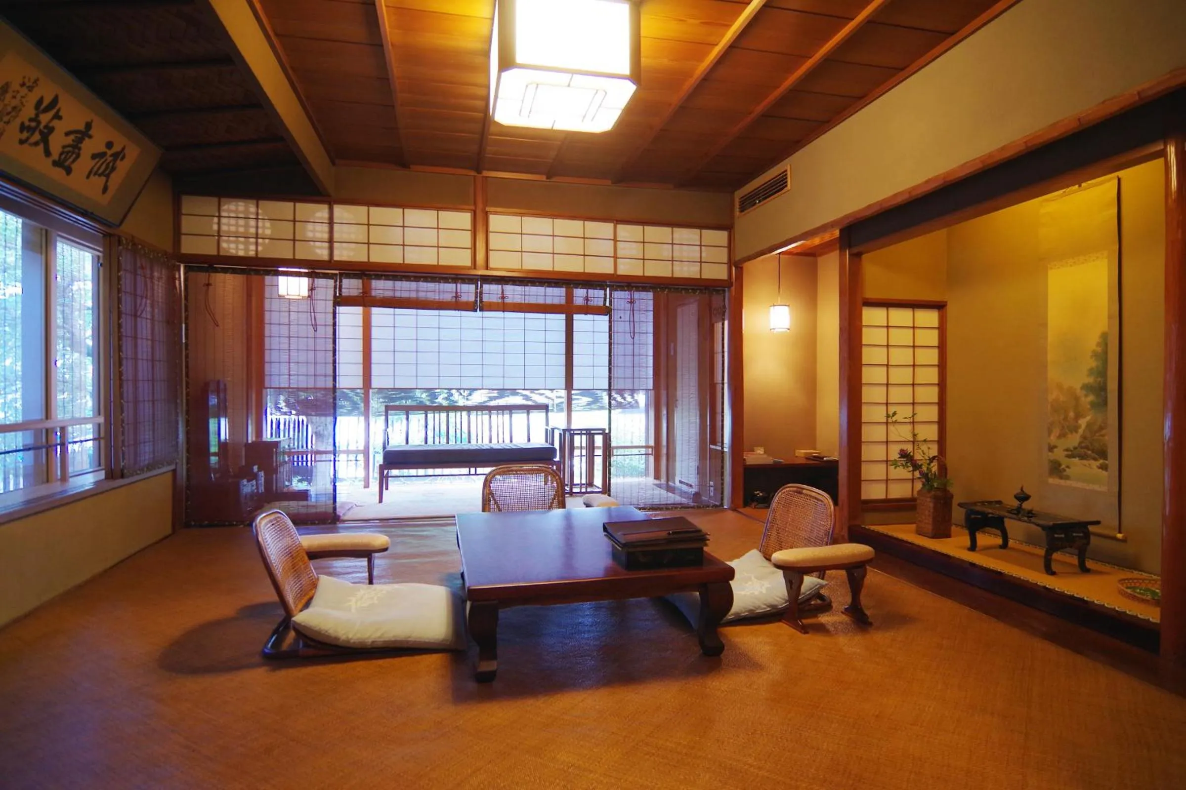 Photo of the whole room in Hiiragiya