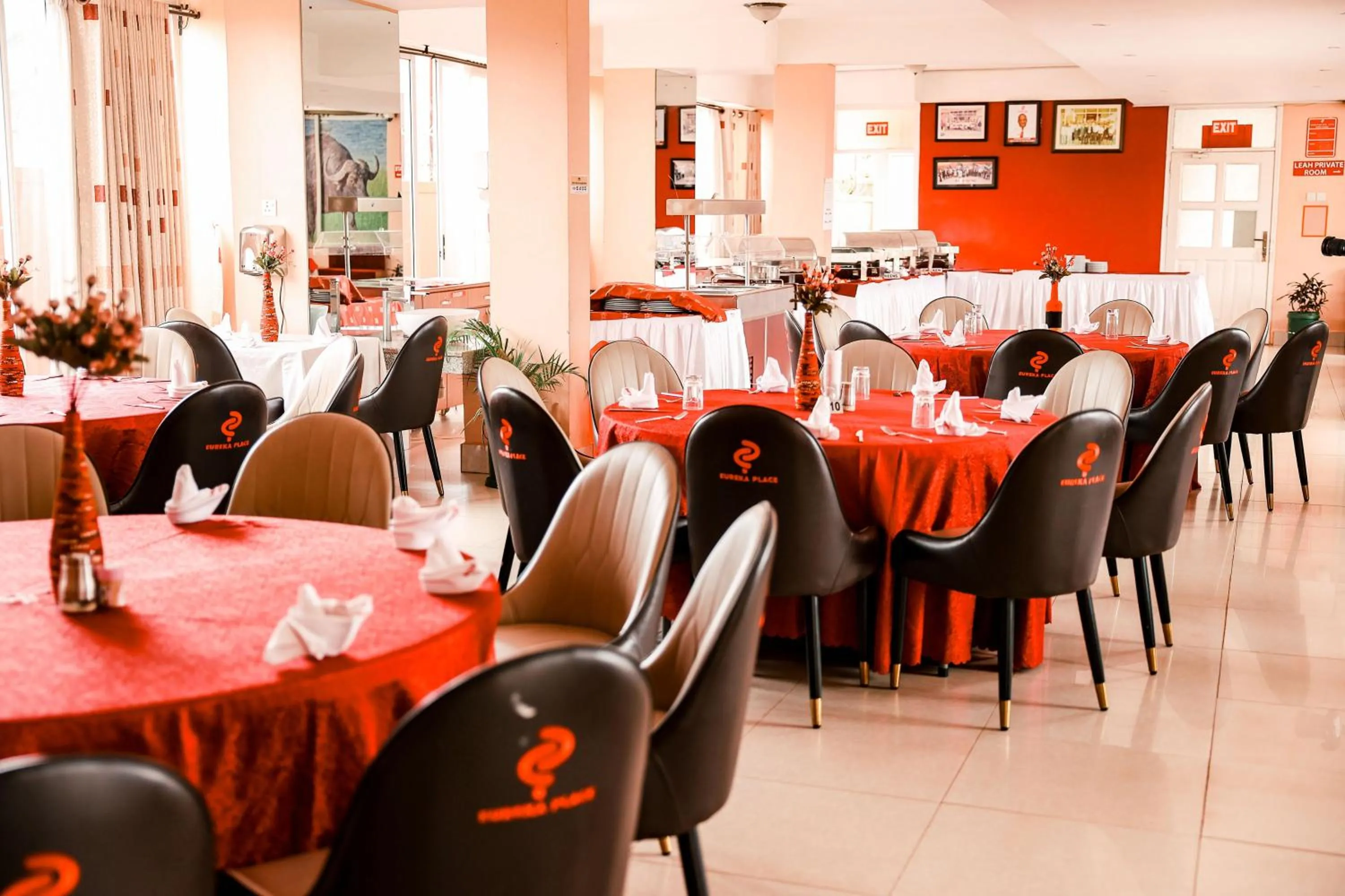 Restaurant/places to eat in Eureka Place Hotel Kampala
