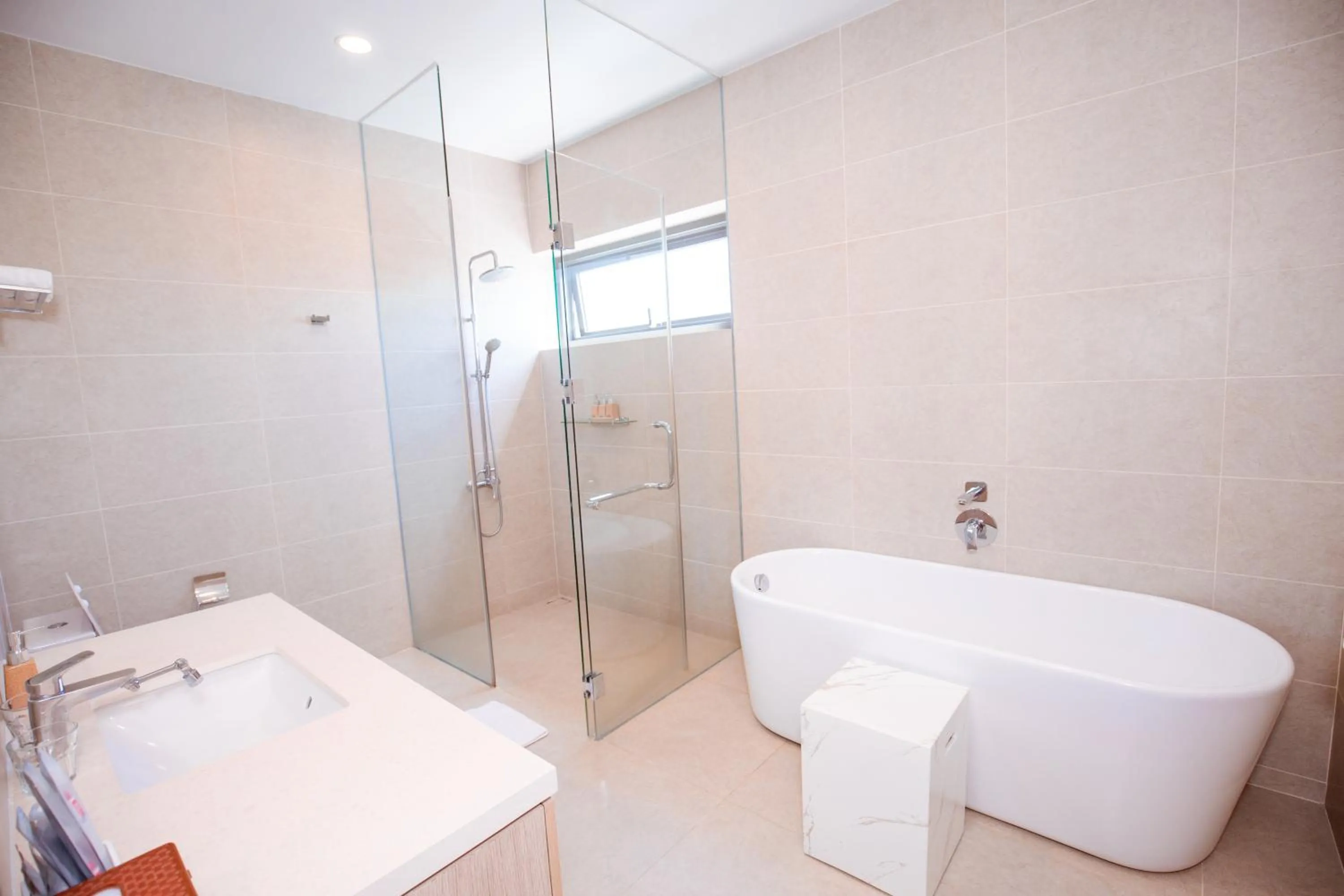 Beachfront 4 Bedrooms private pool villa Sanctuary Ho Tram resort