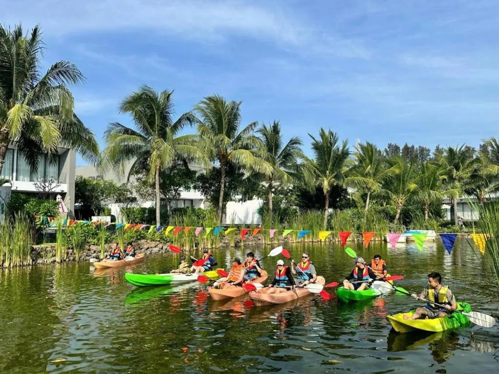 Beachfront 4 Bedrooms private pool villa Sanctuary Ho Tram resort