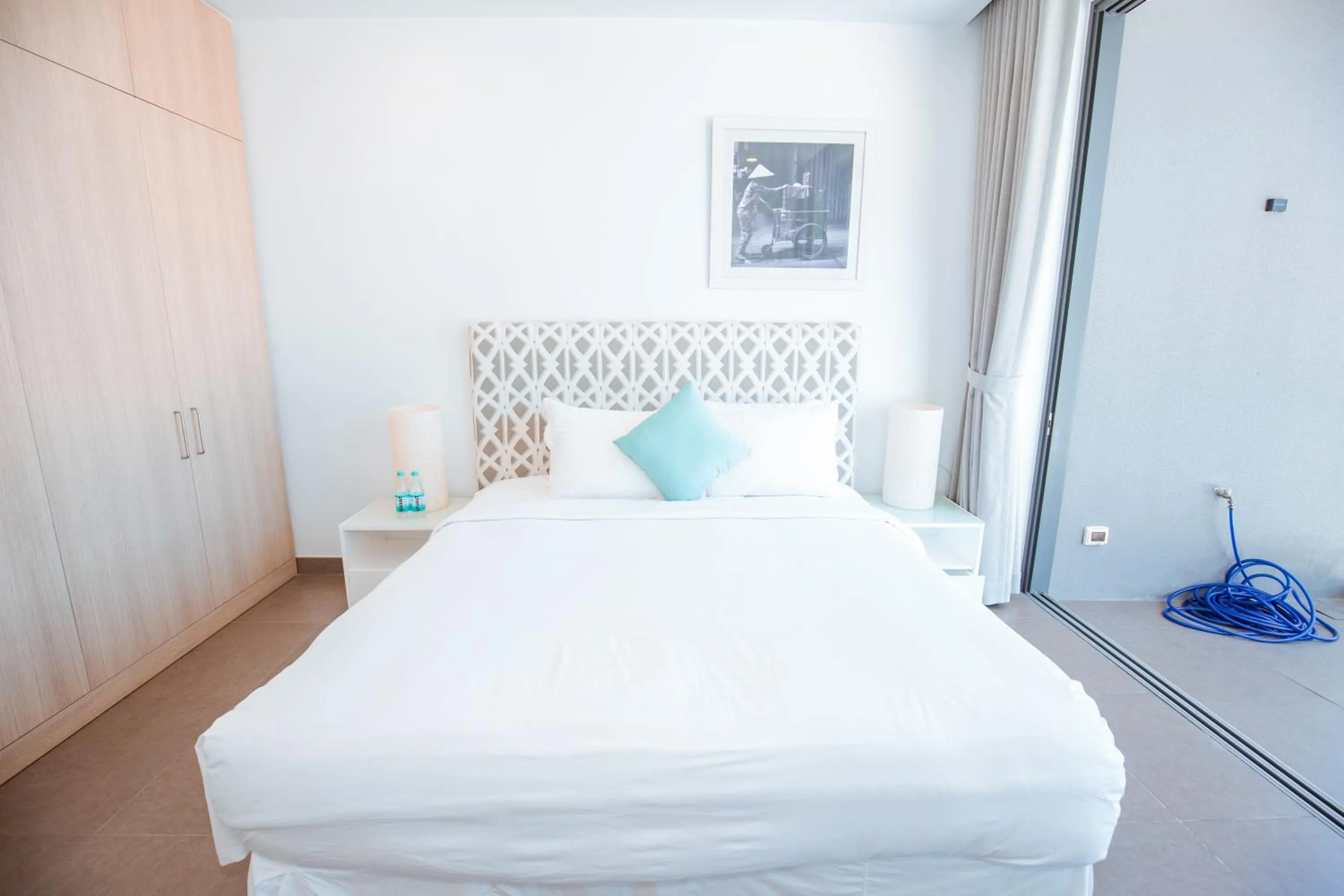 Bed in Beachfront 4 Bedrooms private pool villa Sanctuary Ho Tram resort