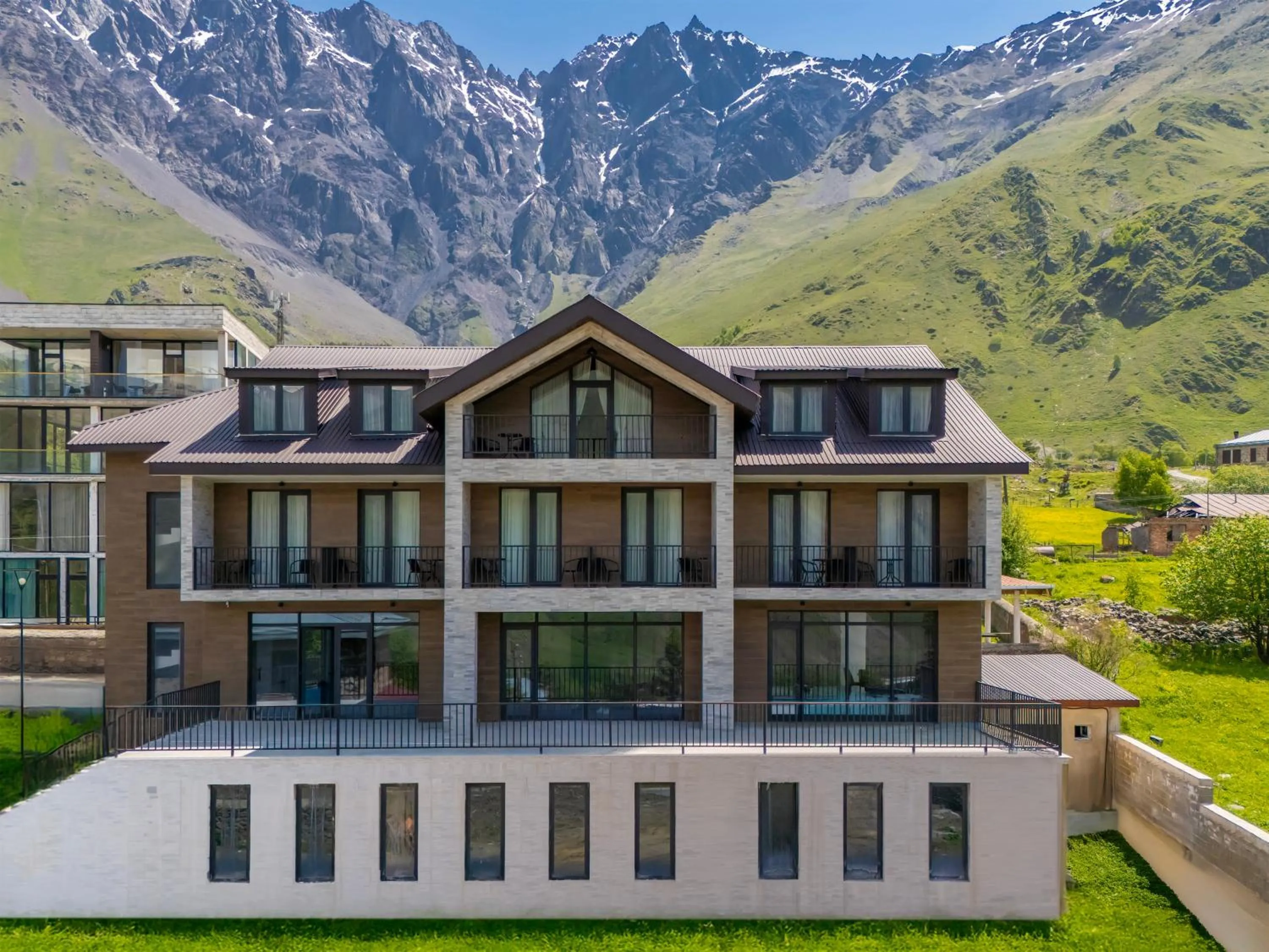 Property building in Residence Kazbegi