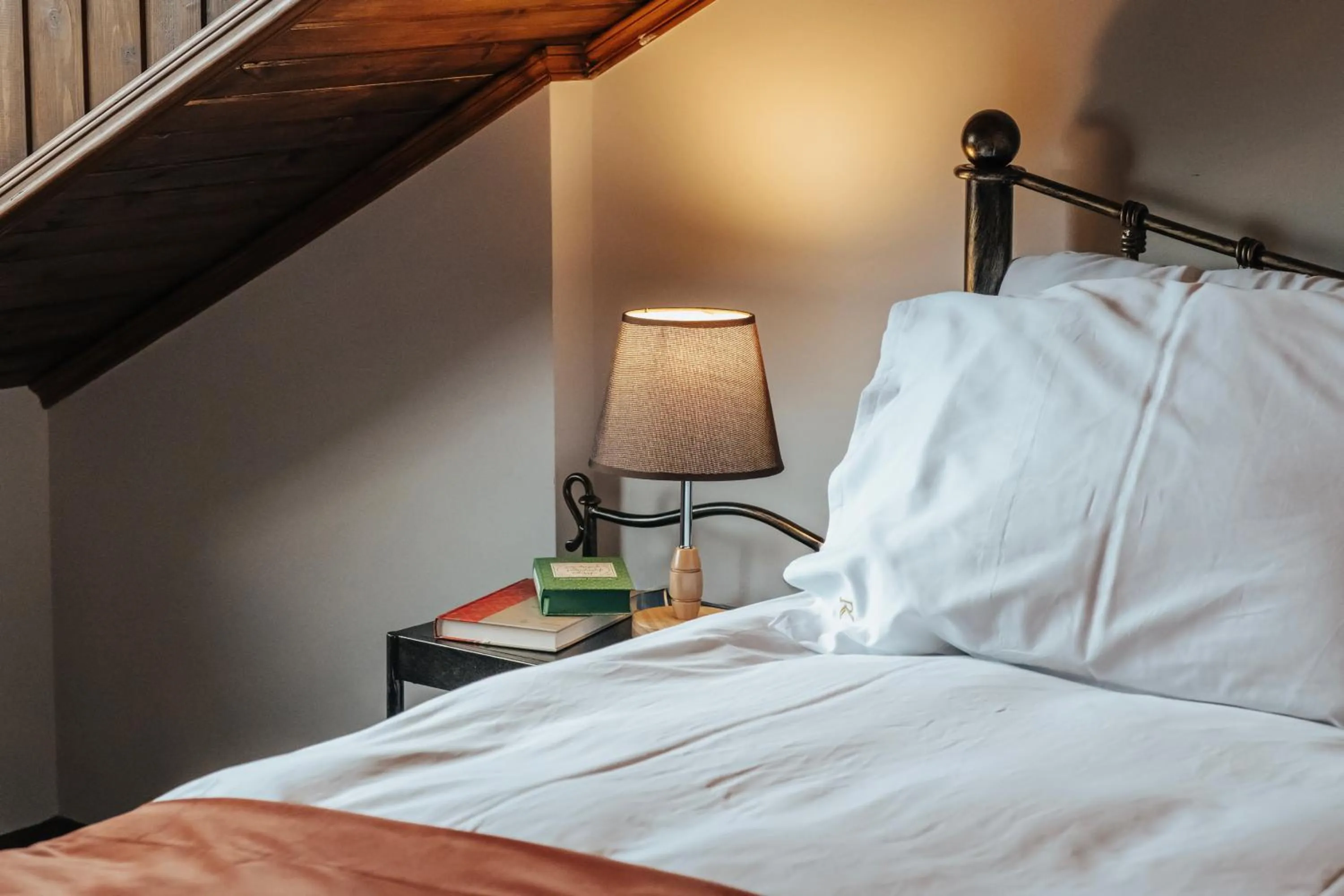 Bed in Residence Kazbegi