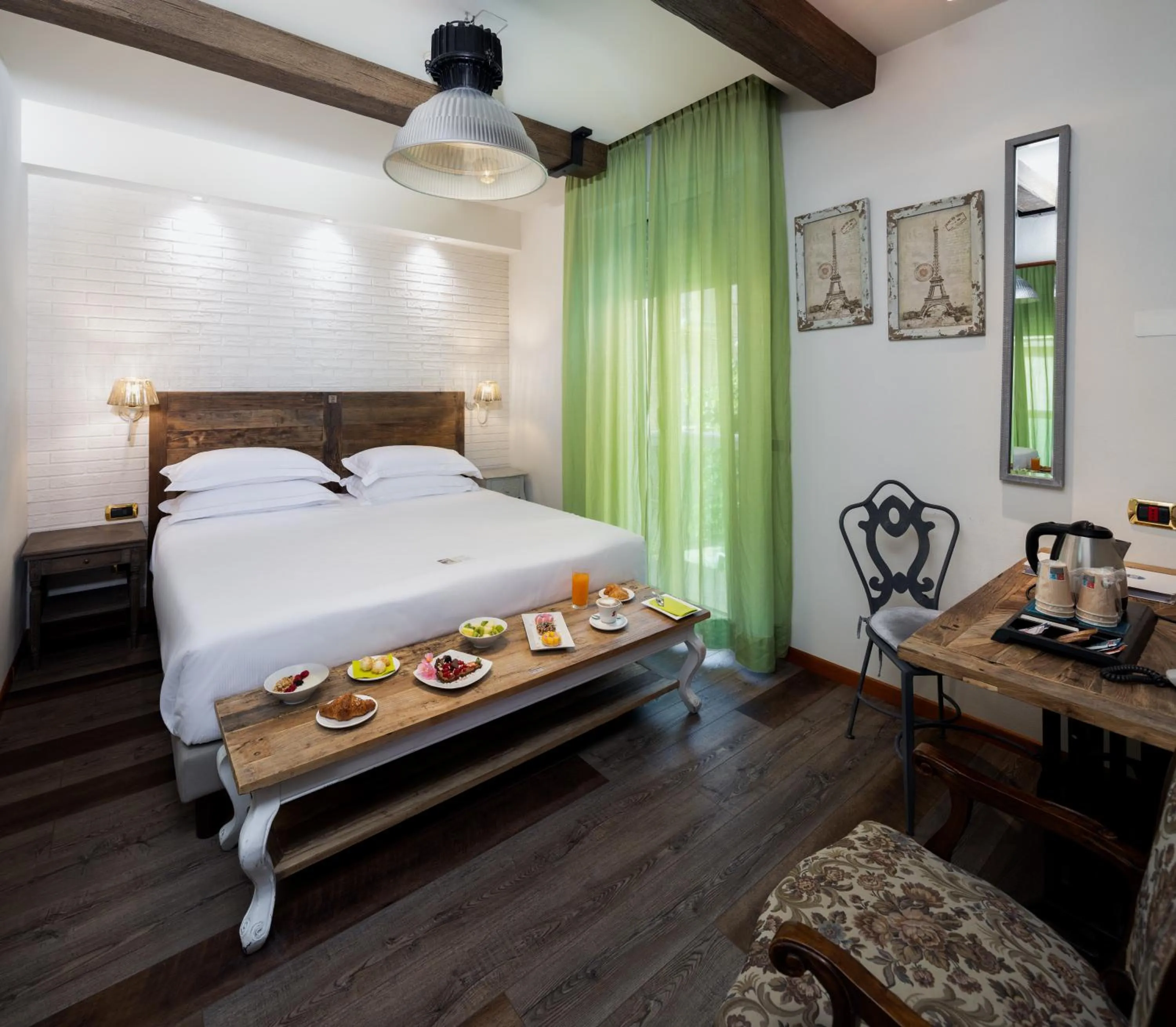 Food close-up, Bed in Best Western Maison B Hotel