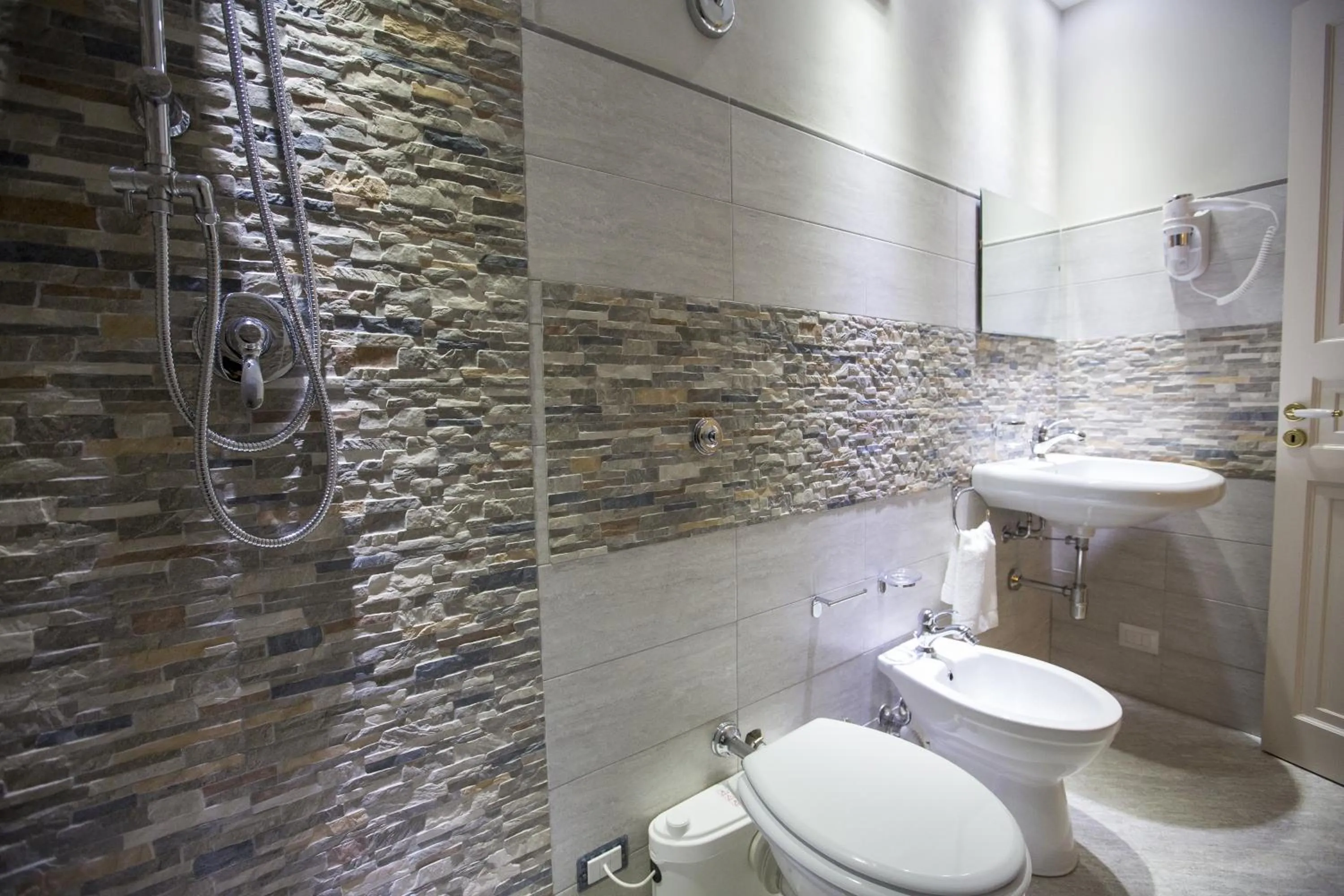 Bathroom in Palazzo Raho