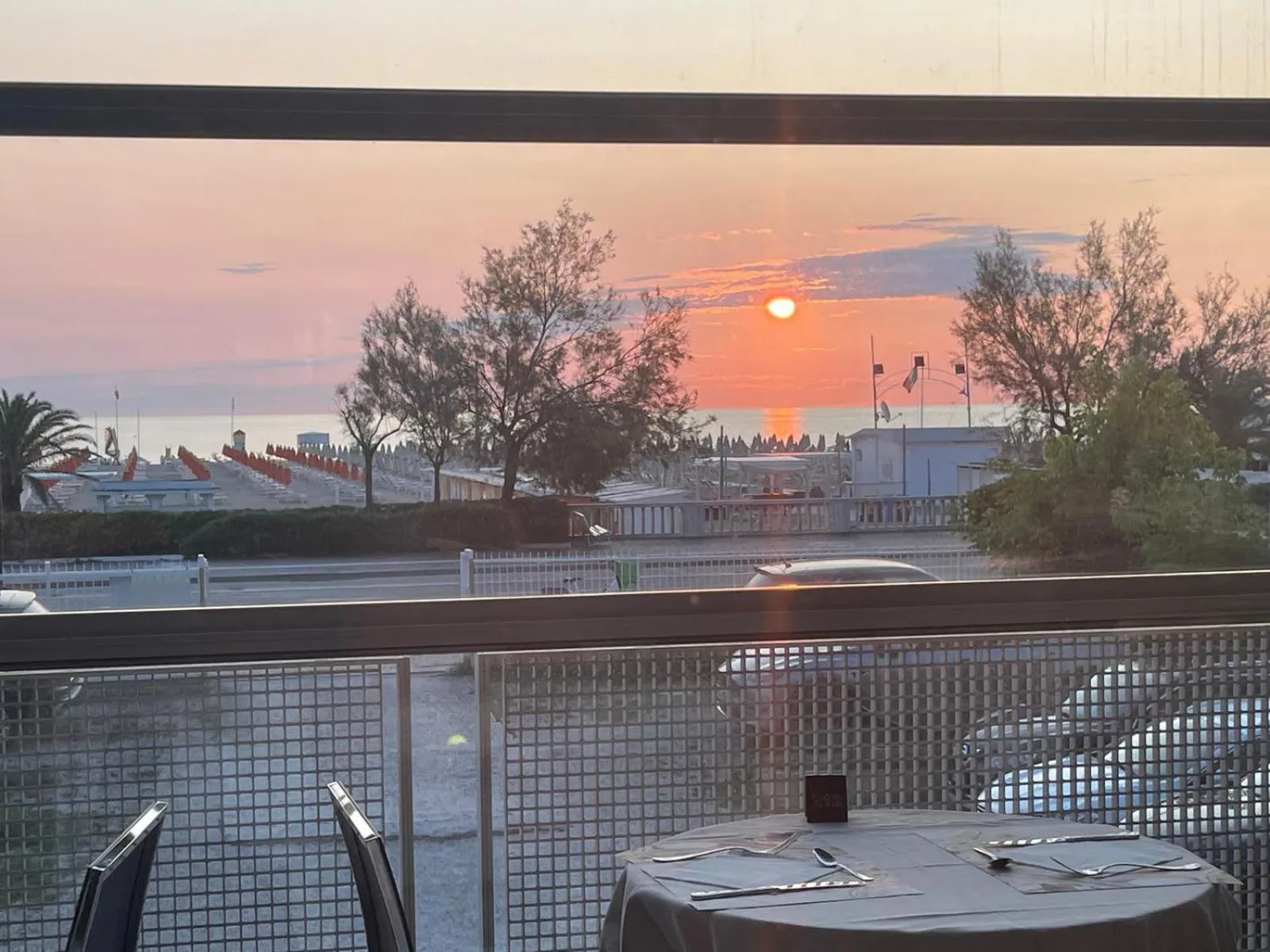 Restaurant/places to eat in Hotel Derby